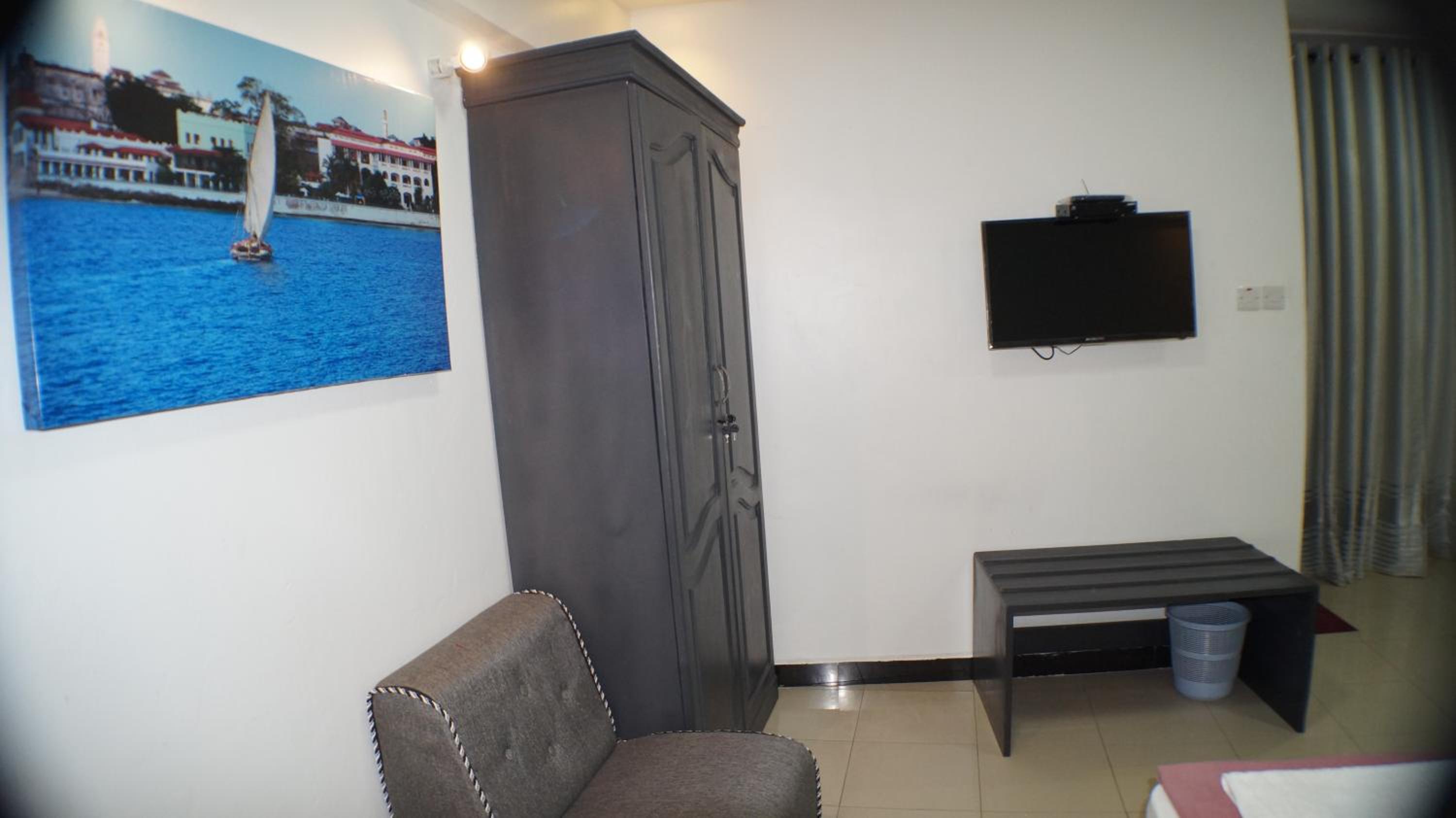 Budget Double or Twin Room photo 2