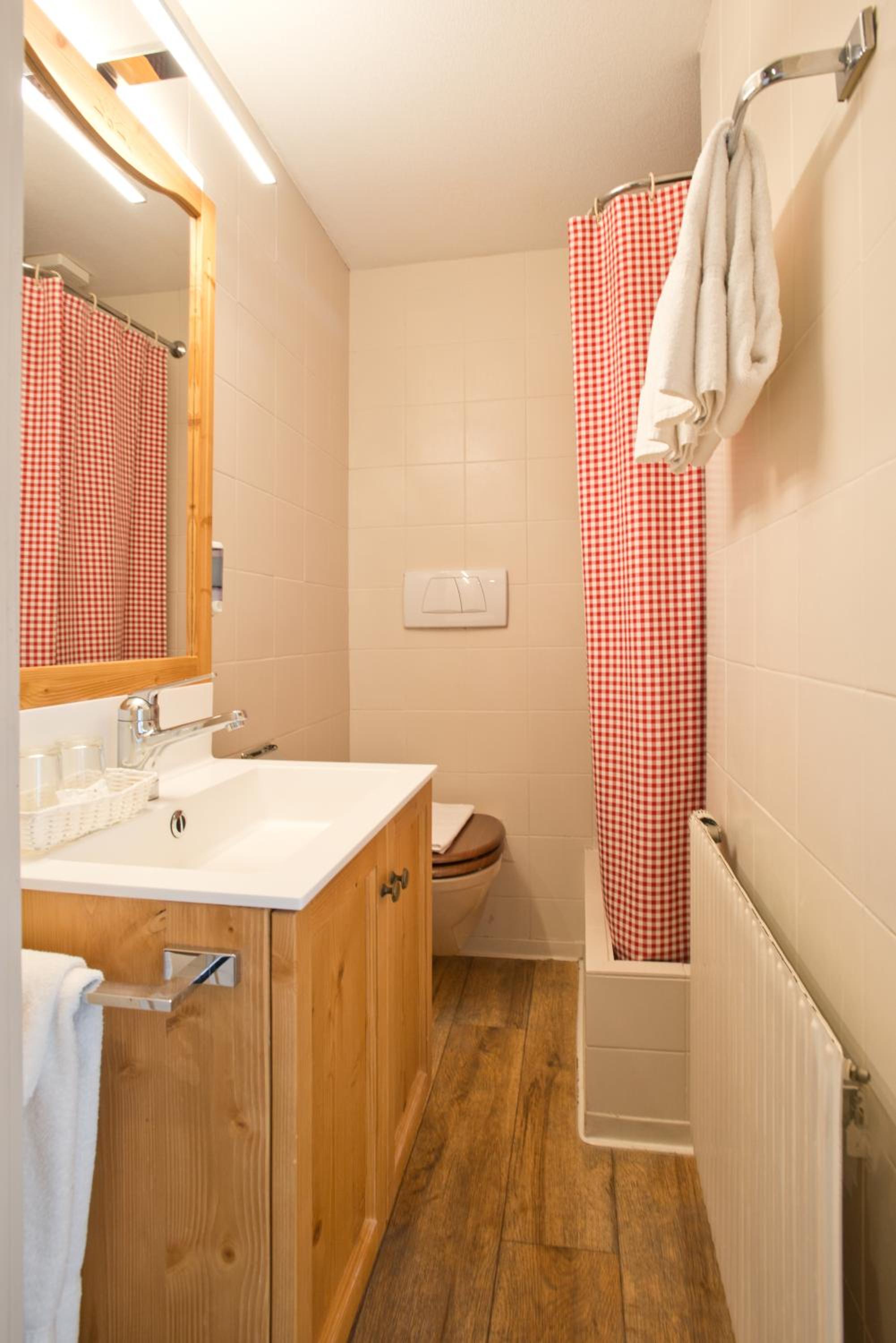 Small Double Room Eiger View photo 3