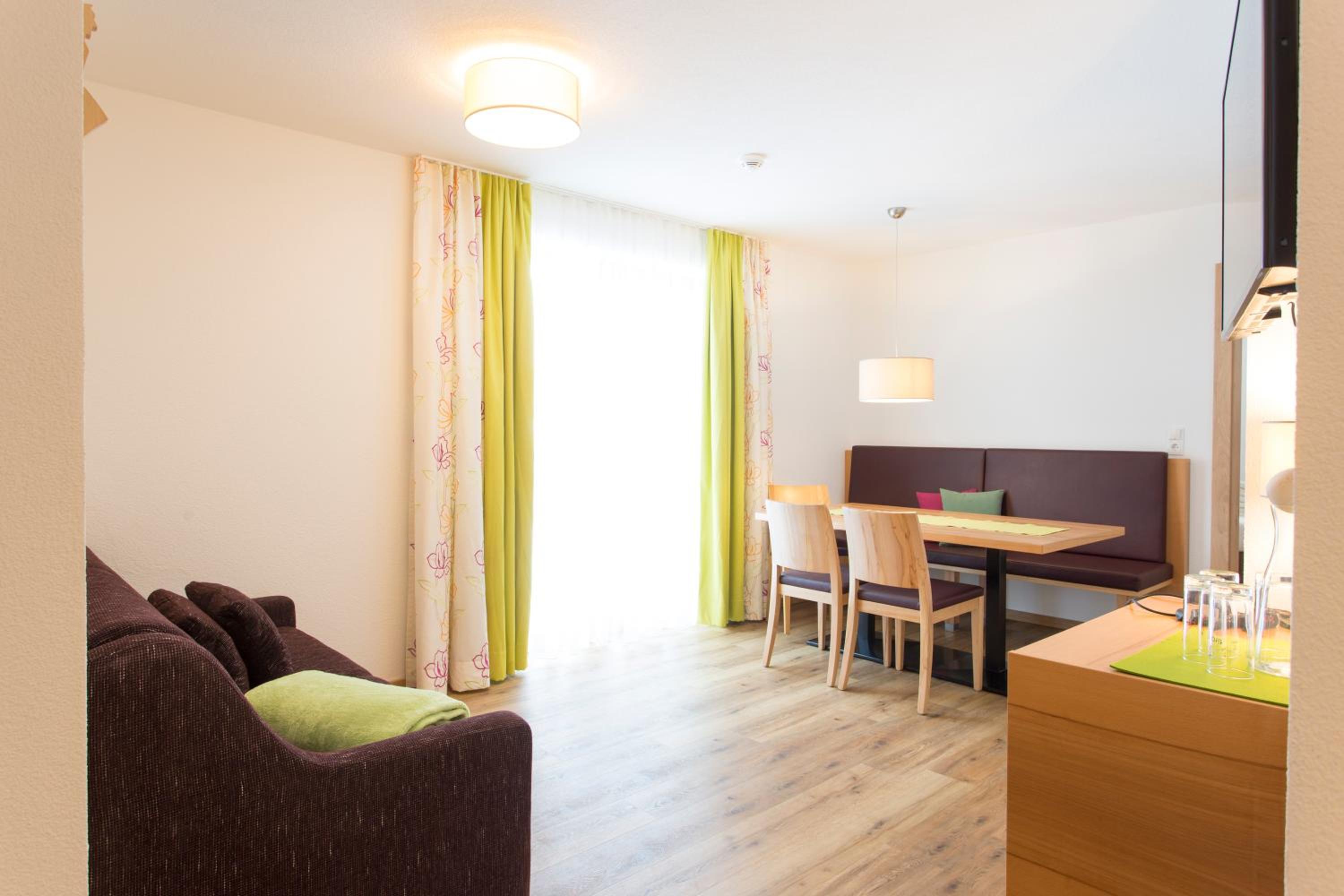 Apartment - Photo 8