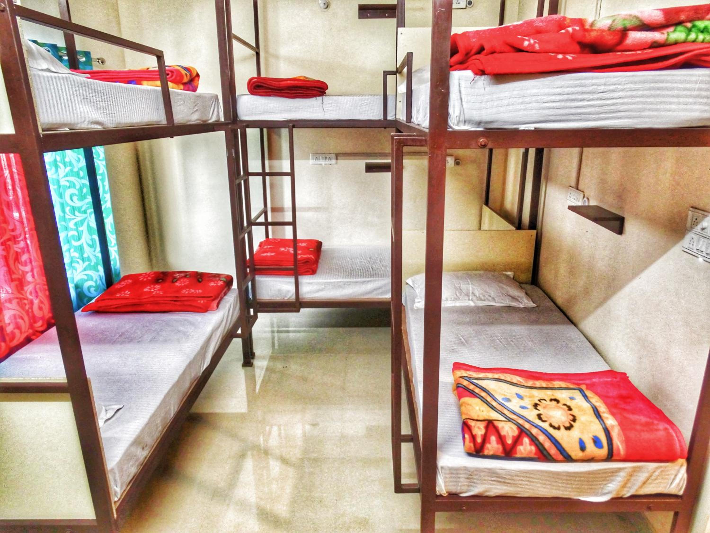 Bed In 6-Bed Mixed Dormitory Room photo 3