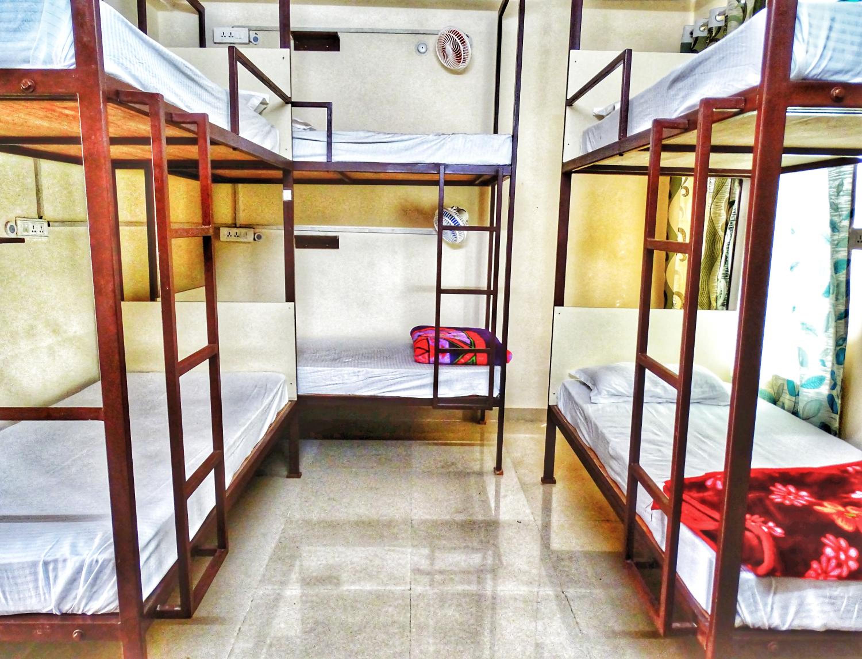 Bed In 4-Bed Mixed Dormitory Room photo 3