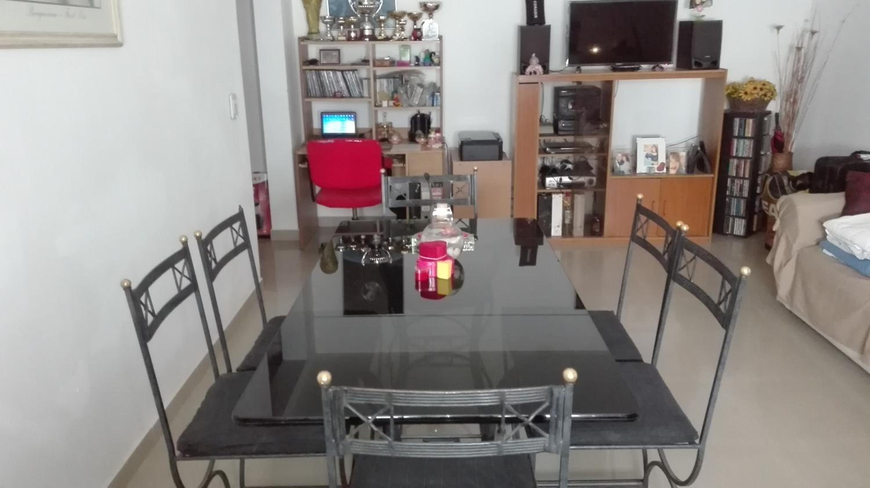 Apartment photo 2