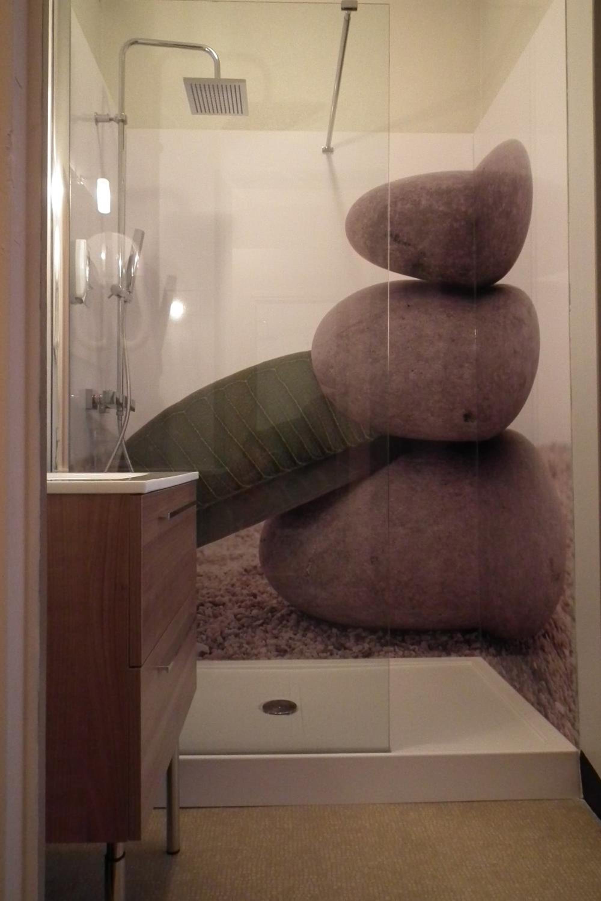 Standard Double Room - Photo 9