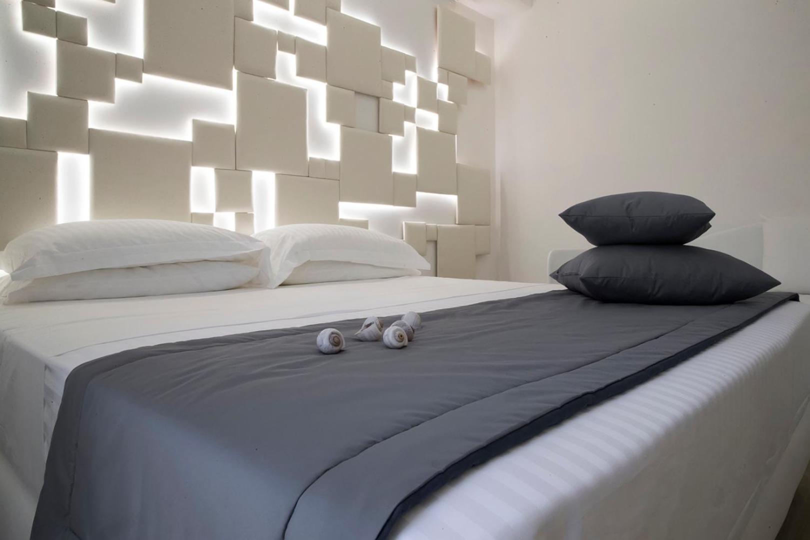 Quadruple Room with Balcony photo 3