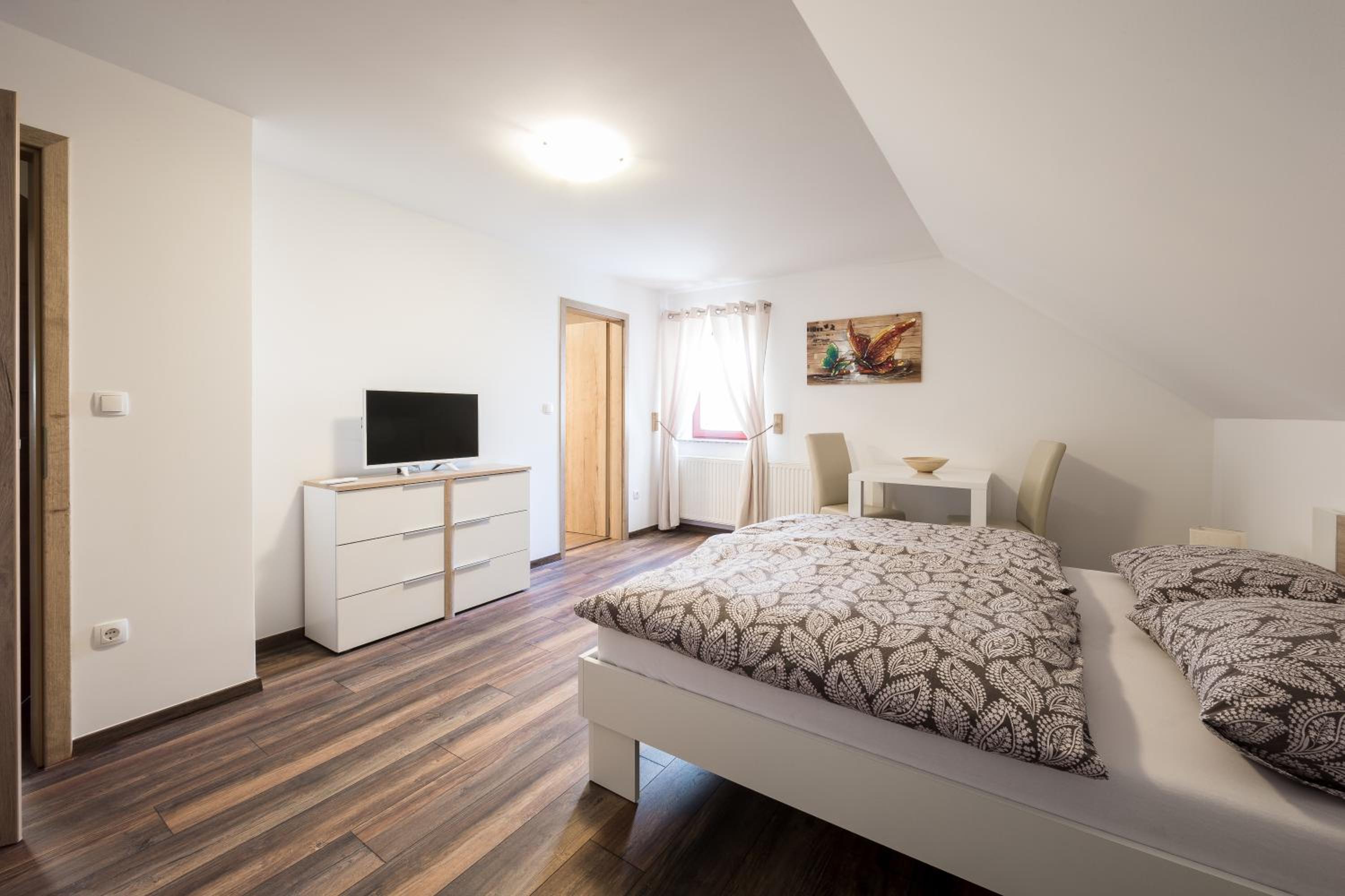 Double Room - Photo 1