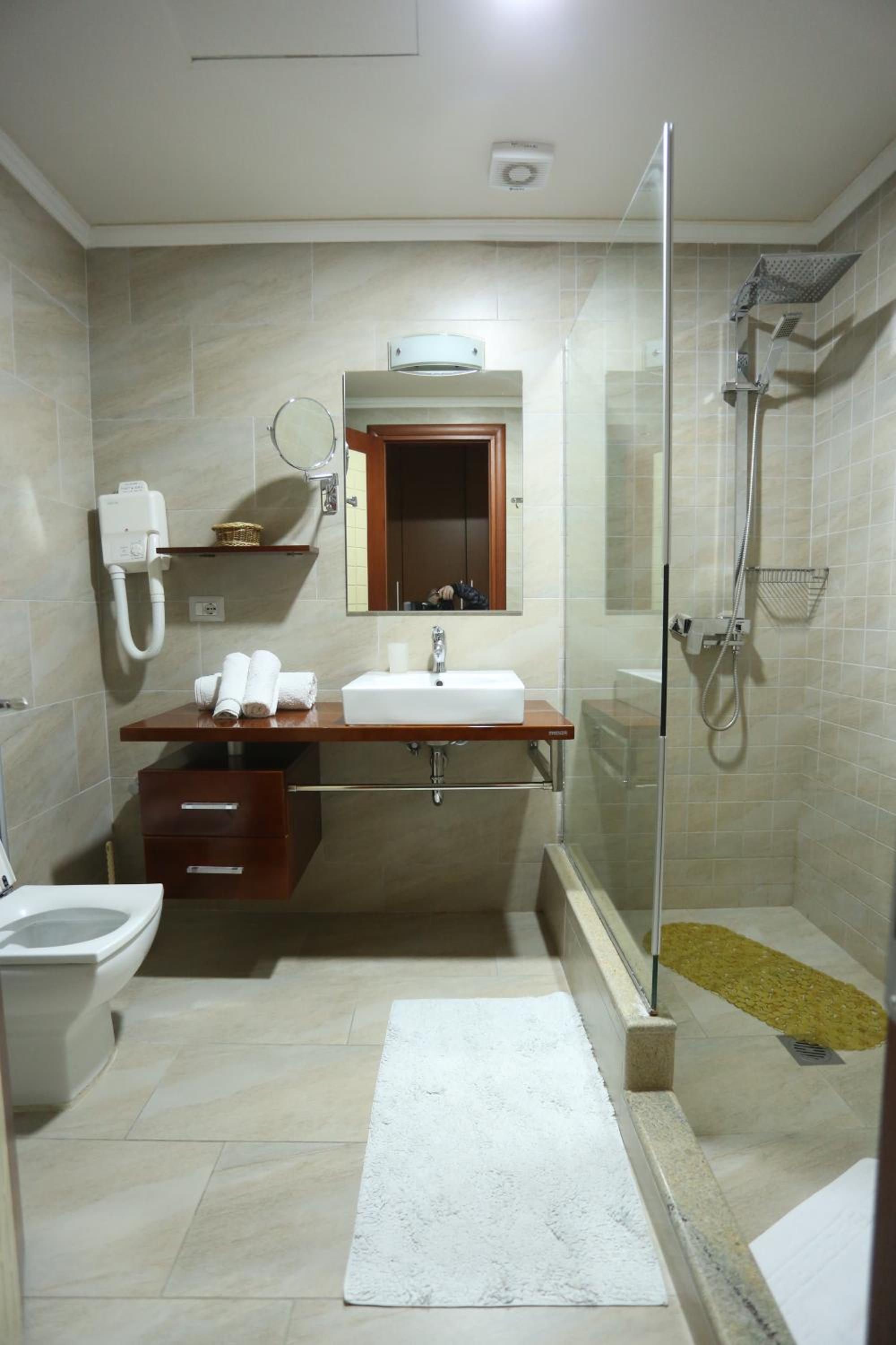 Double Room with Balcony photo 2