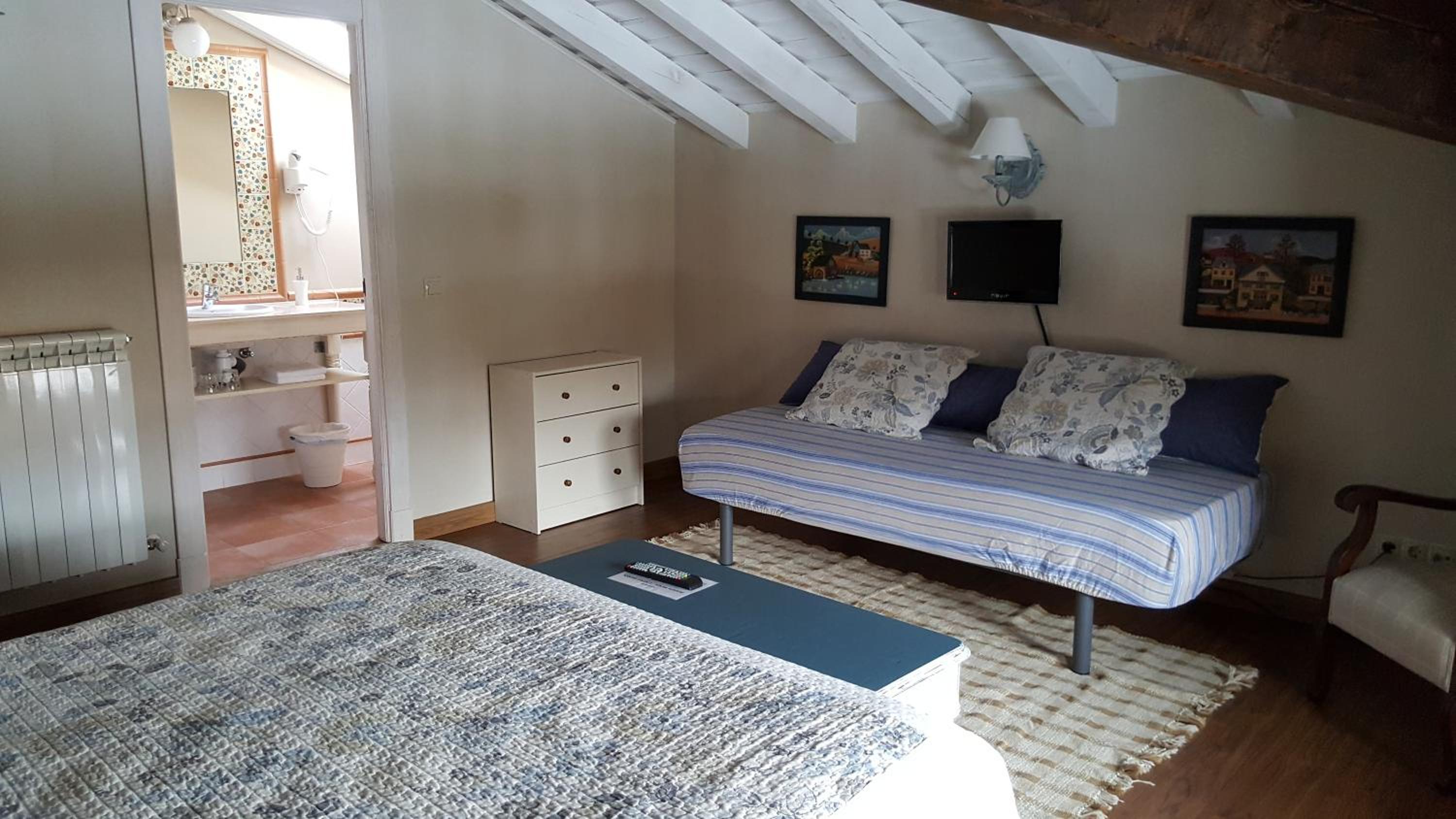Family Double Room photo 2