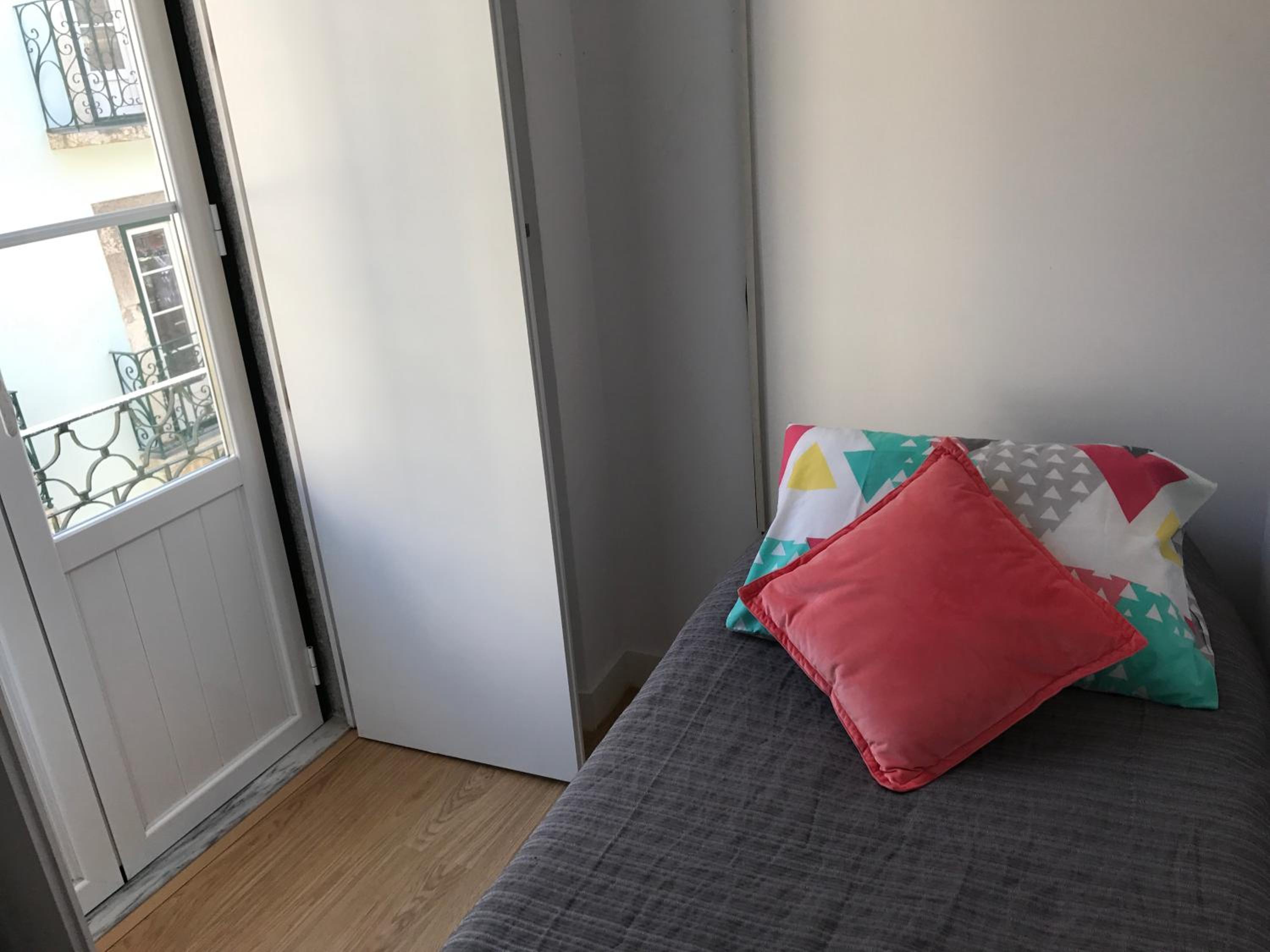 Two-Bedroom Apartment - Photo 12
