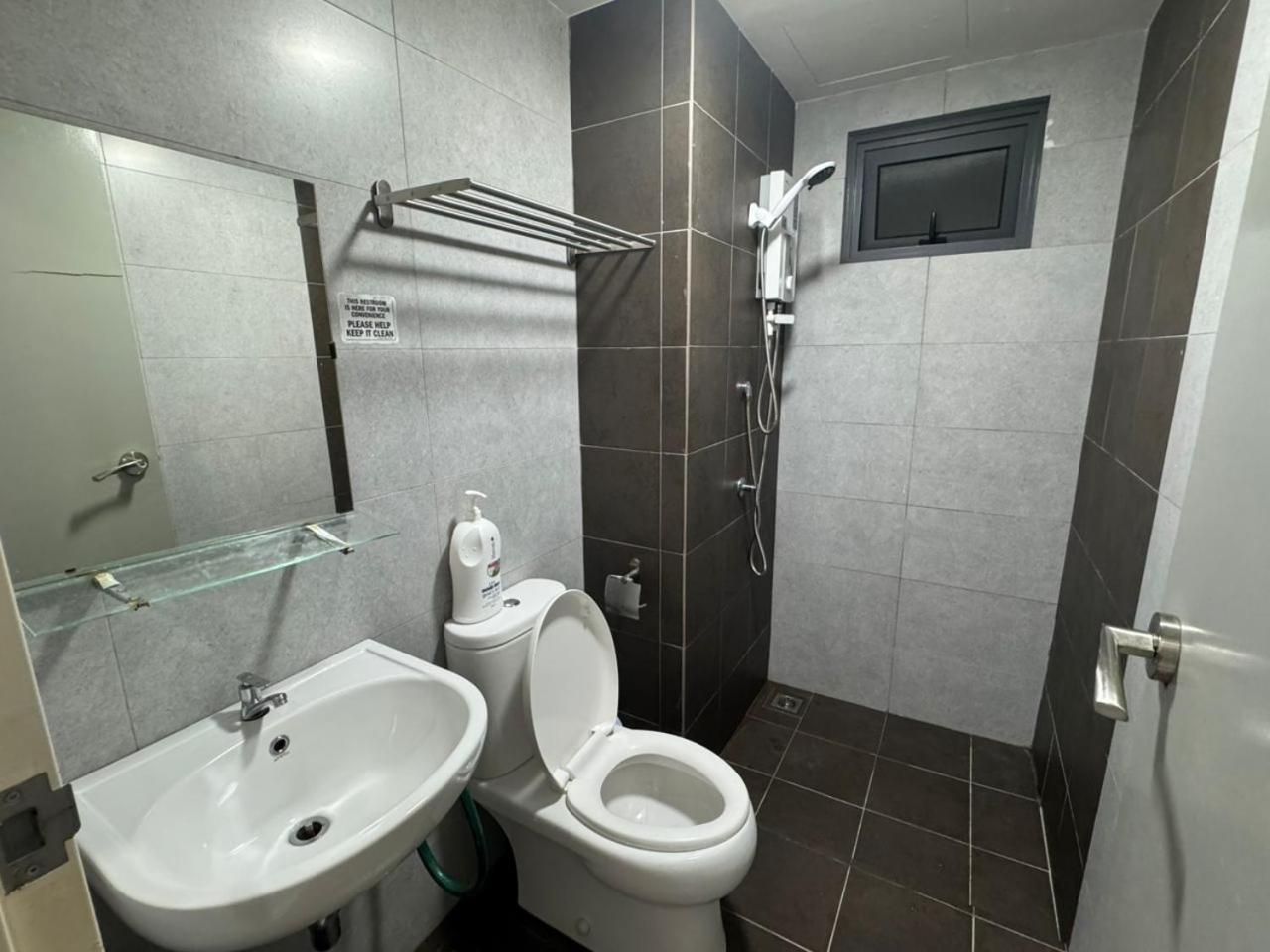 Three-Bedroom Apartment Suite photo 1