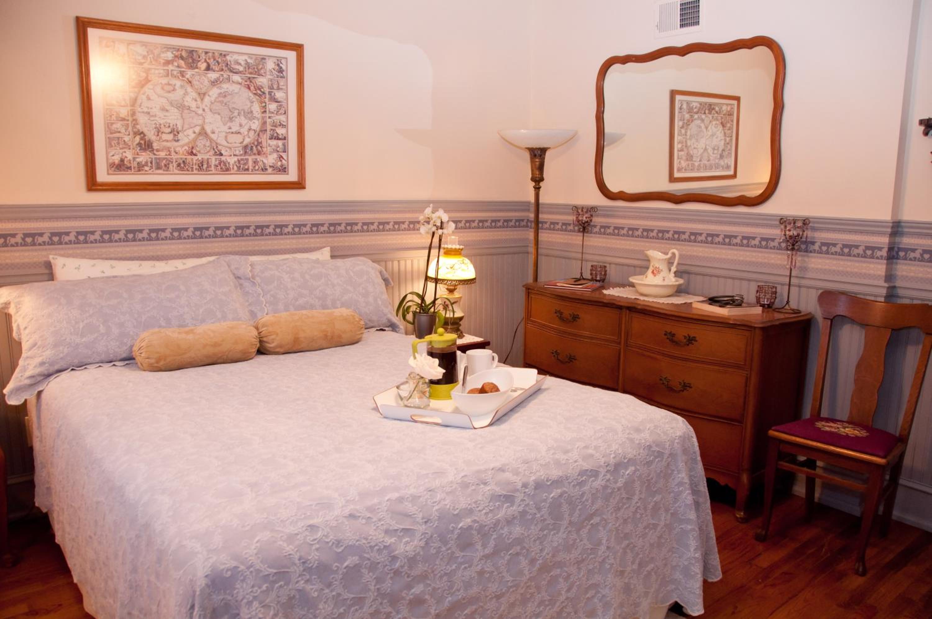 Queen Room photo 3