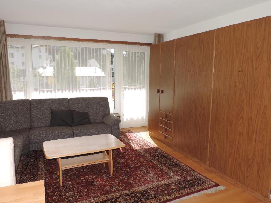 Apartment with Mountain View photo 2