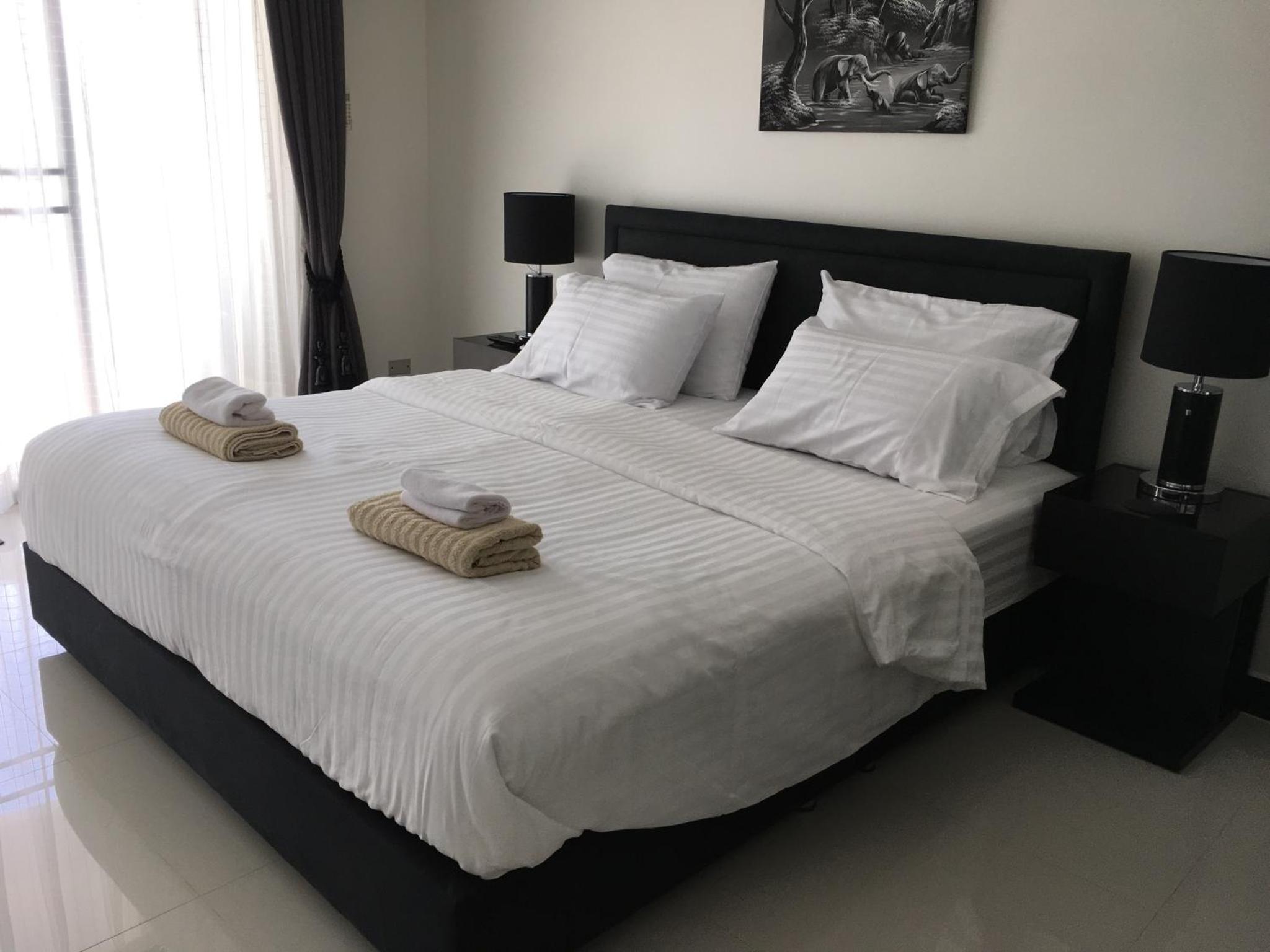 Apartment with Sea View - Photo 16