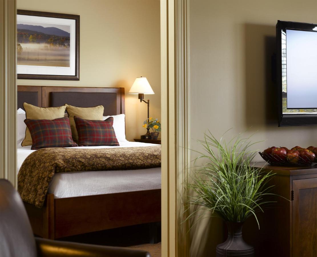 2-bedroom, 2-bath Suite (Ground-level)
