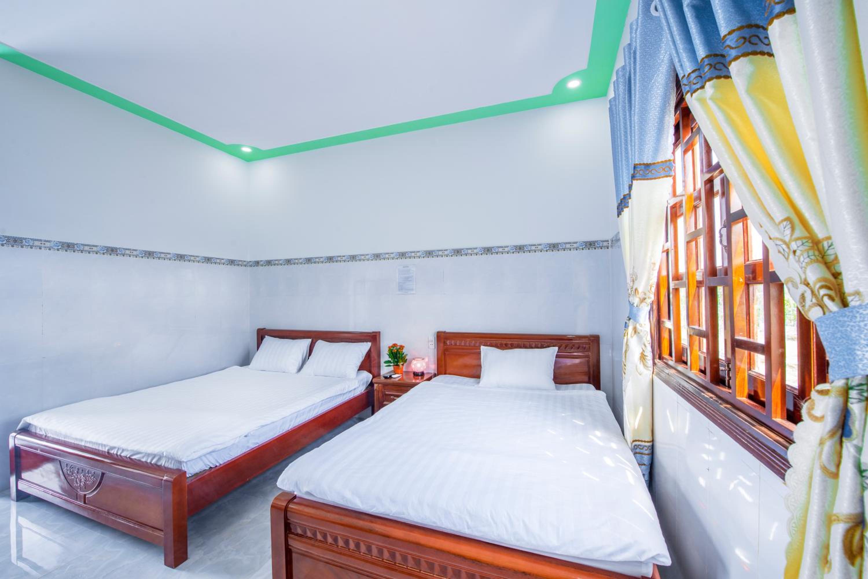 Queen Room