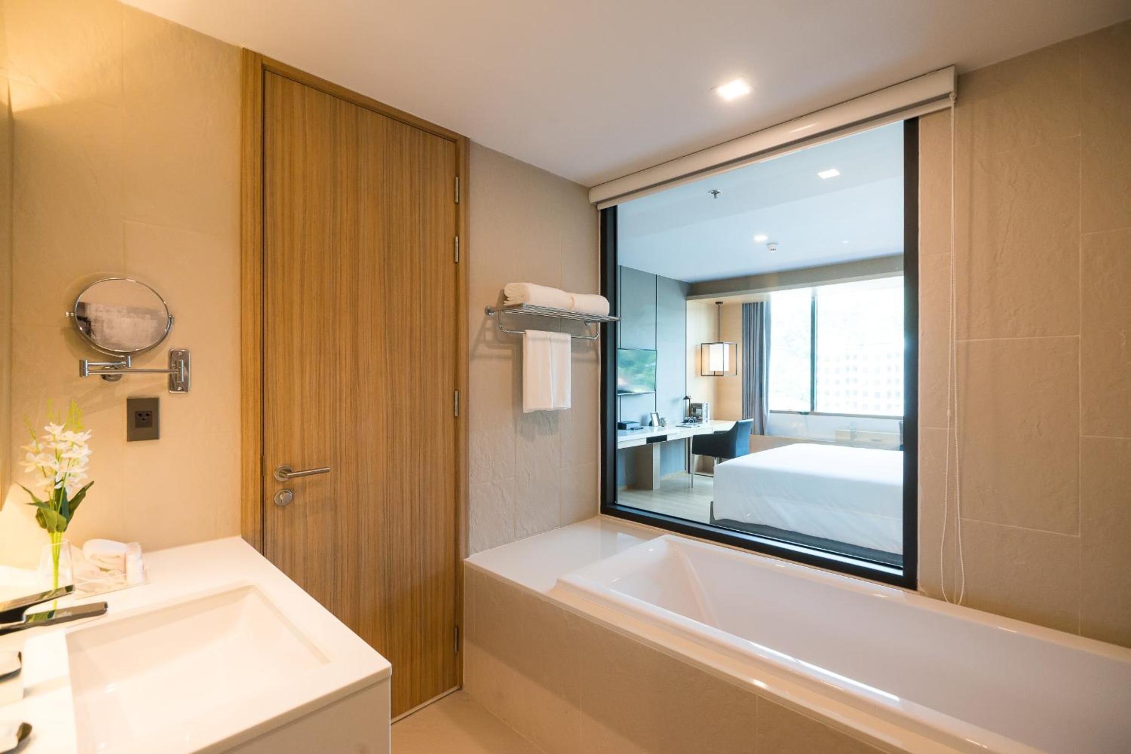 Deluxe Double or Twin Room with Mountain View photo 2
