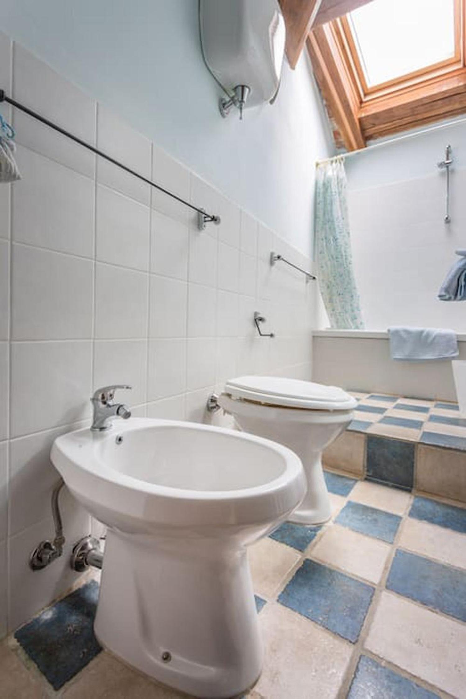 Family Room with Private Bathroom photo 3
