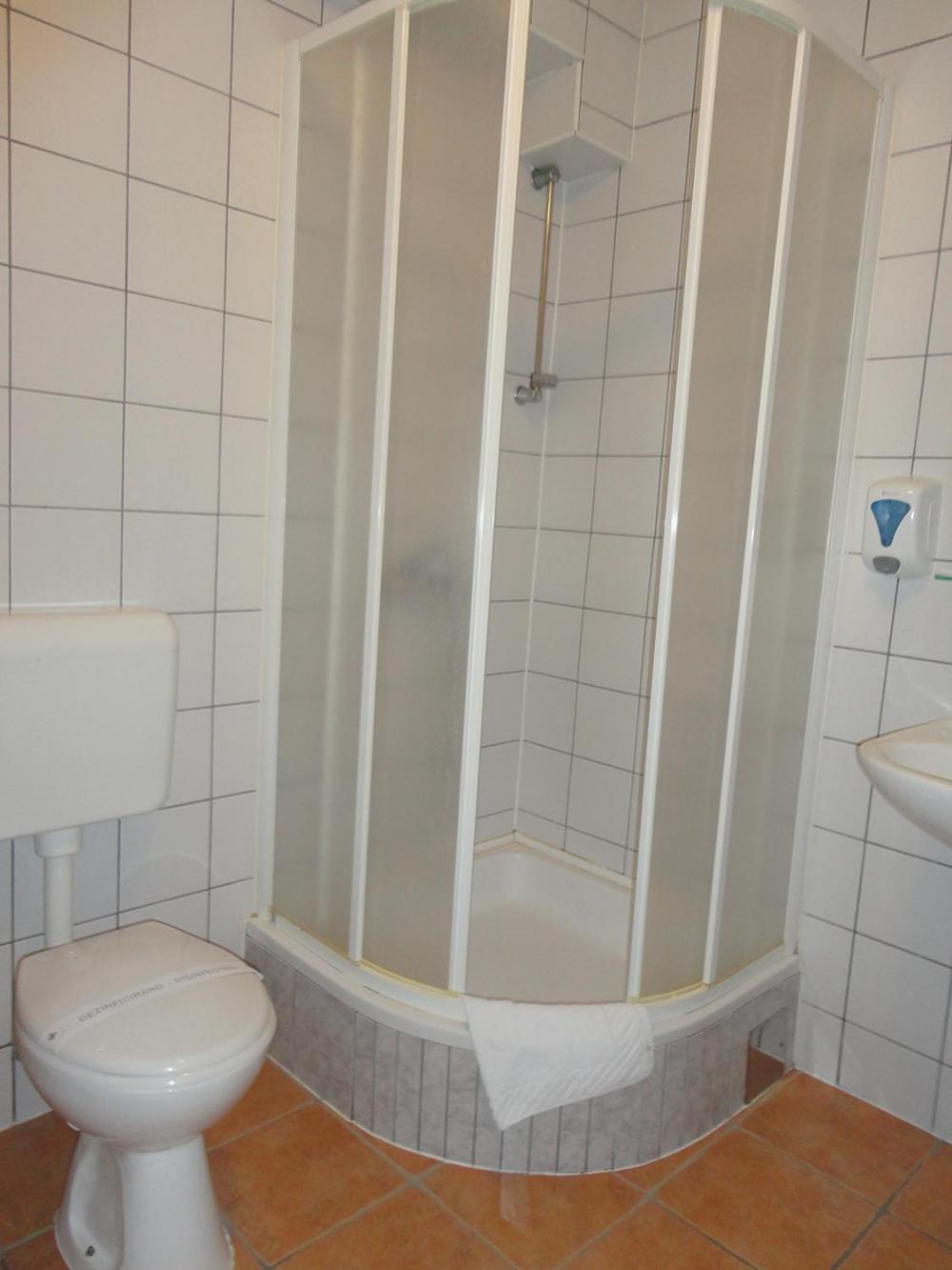 Budget Double or Twin Room photo 2