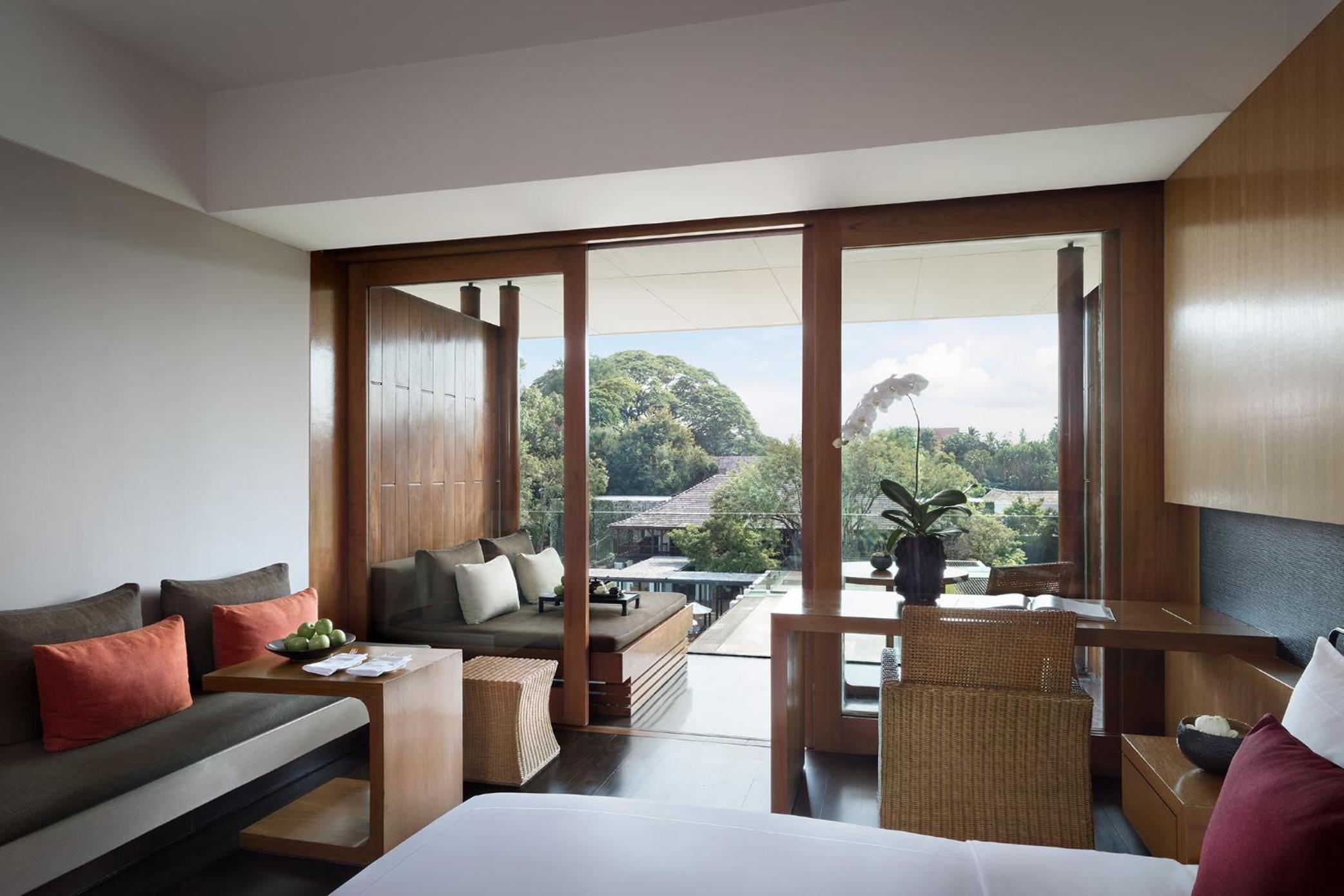 Deluxe River View Room - Photo 5