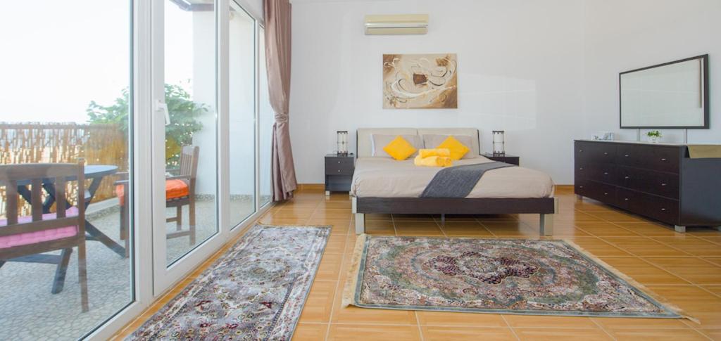 Double Room with Balcony and Sea View photo 1