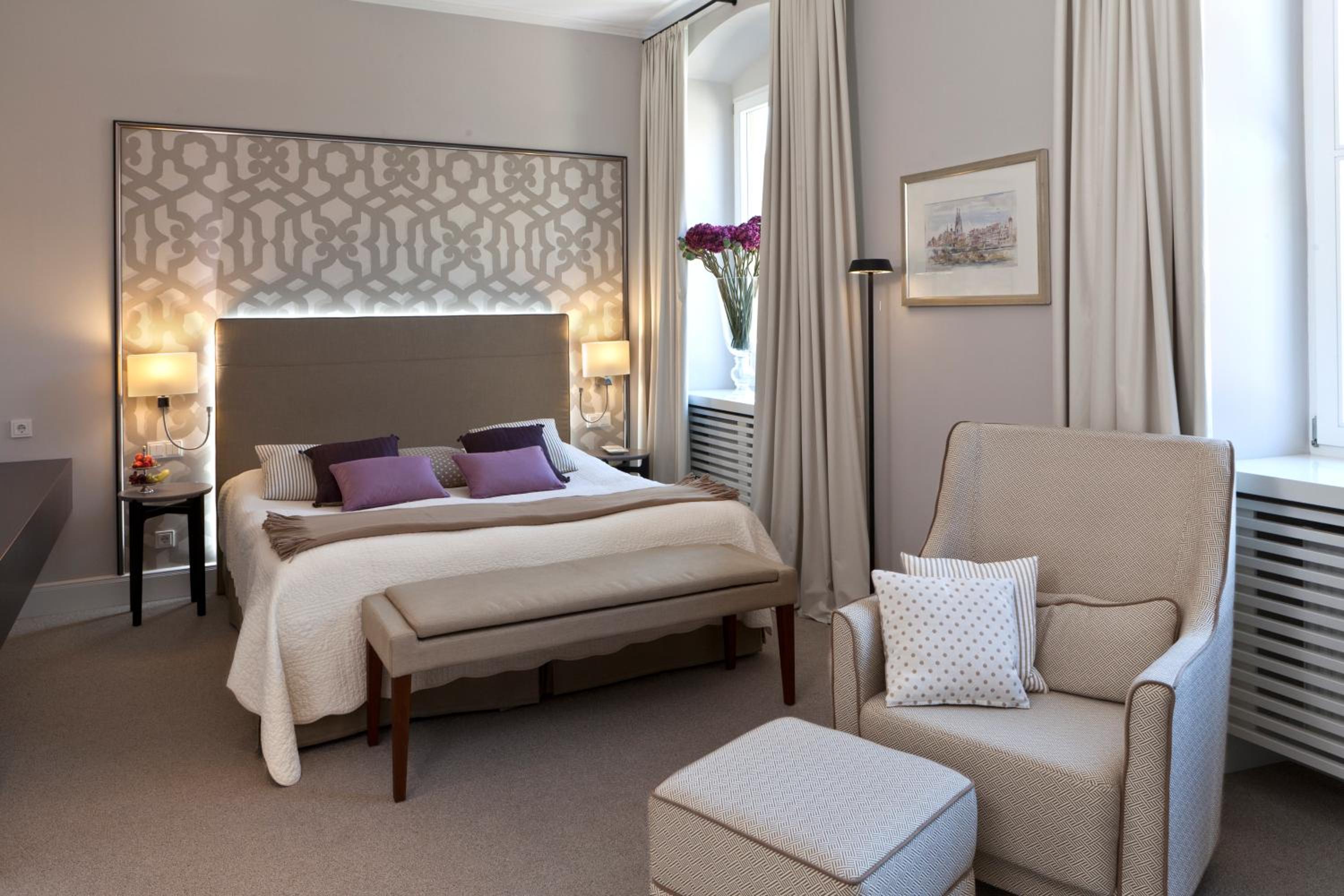Deluxe Double Room with Shower - Photo 1