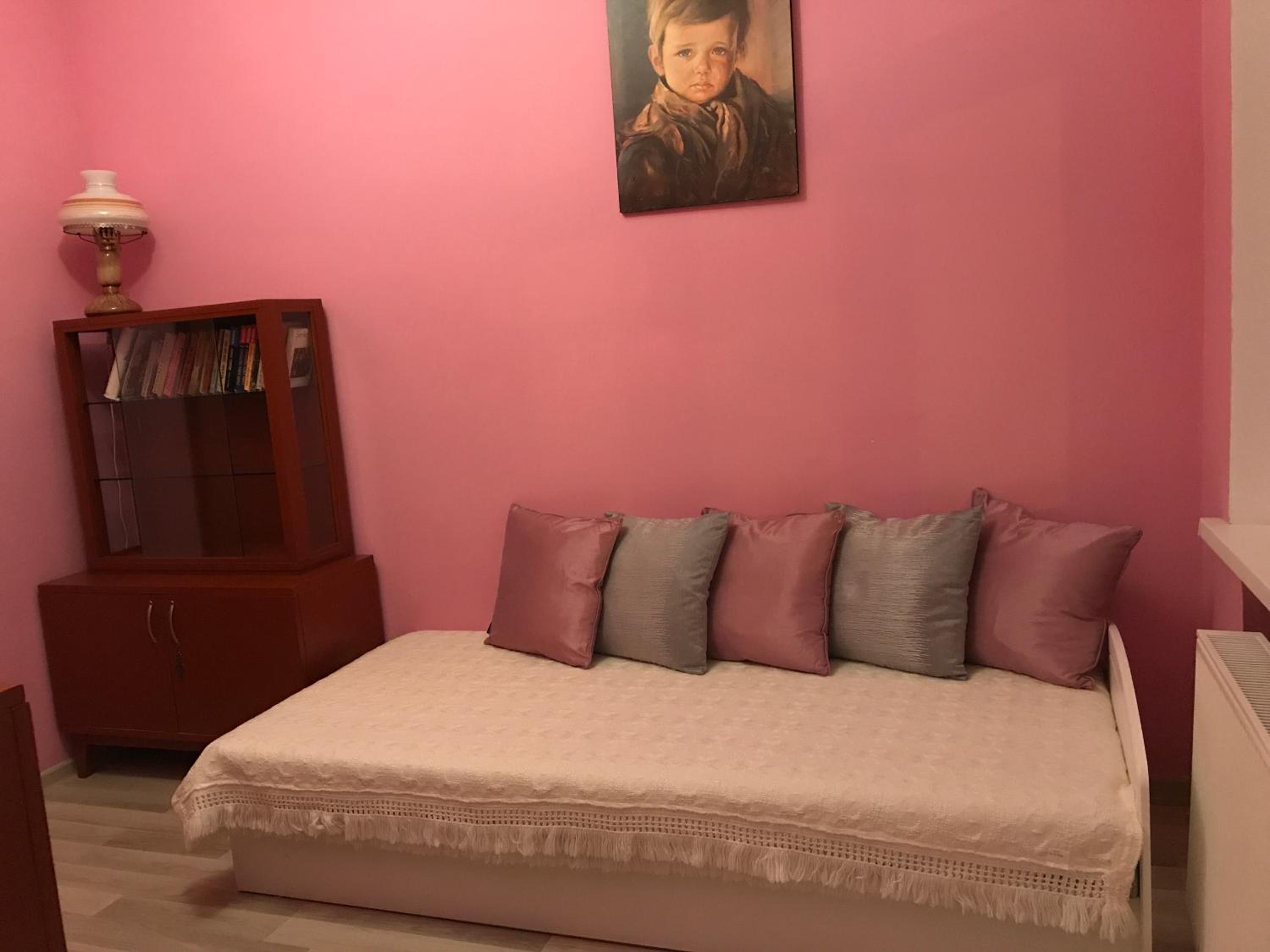 Two-Bedroom Apartment - Photo 12