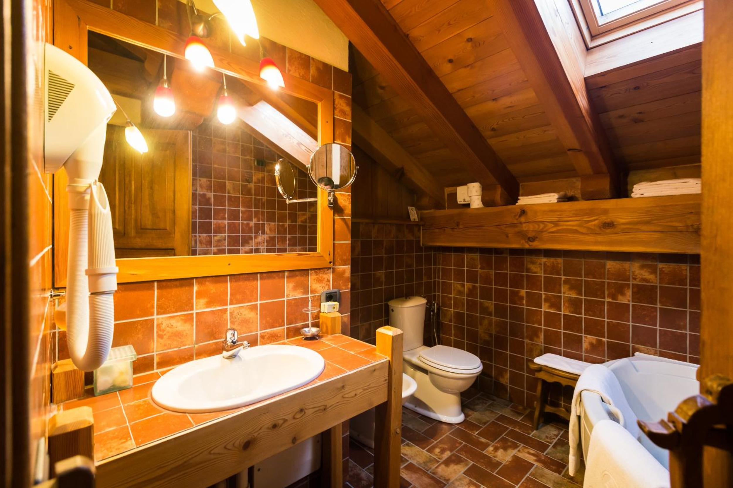 Suite (2 Adults) - Photo 24