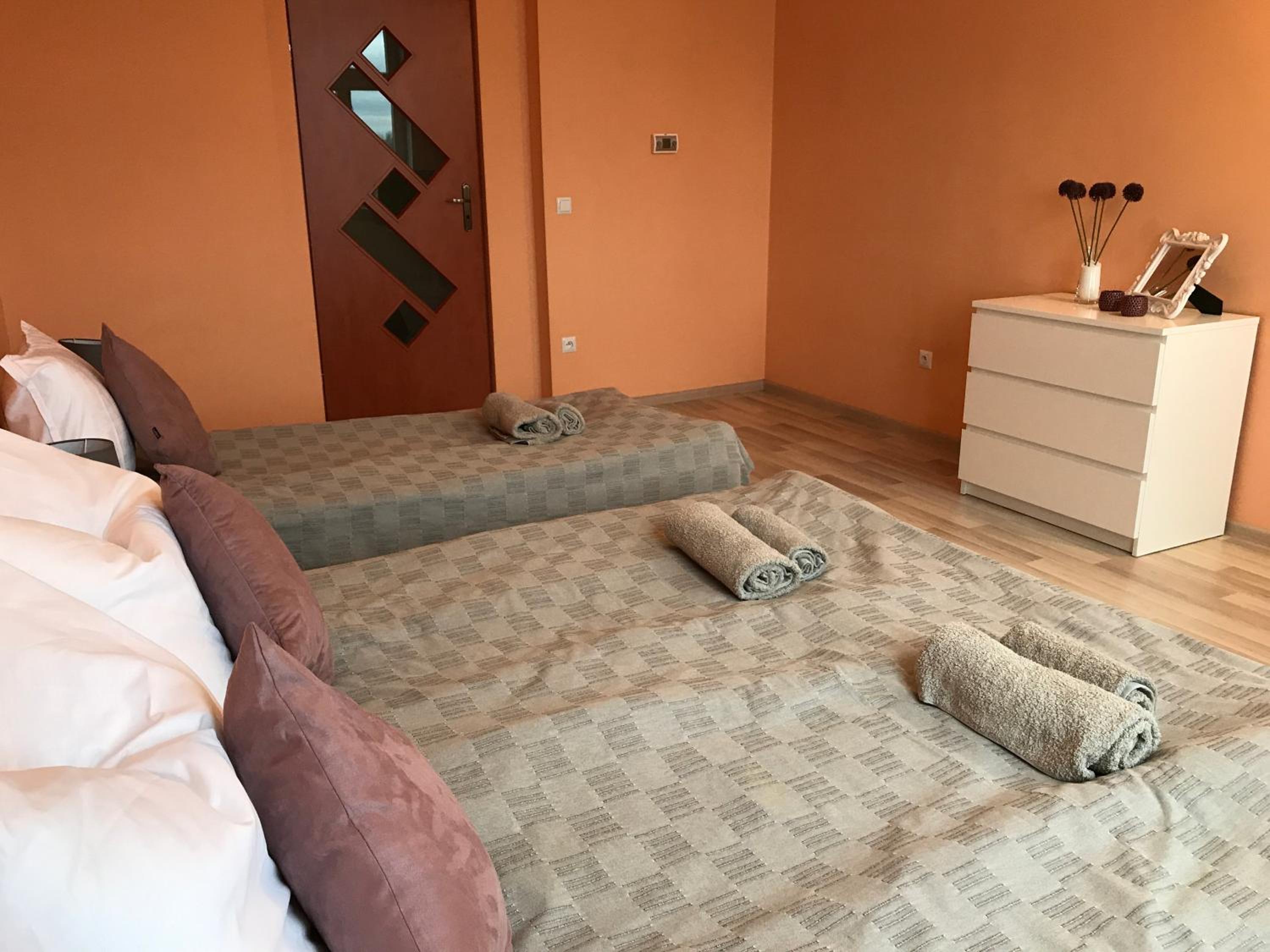 Two-Bedroom Apartment - Photo 16