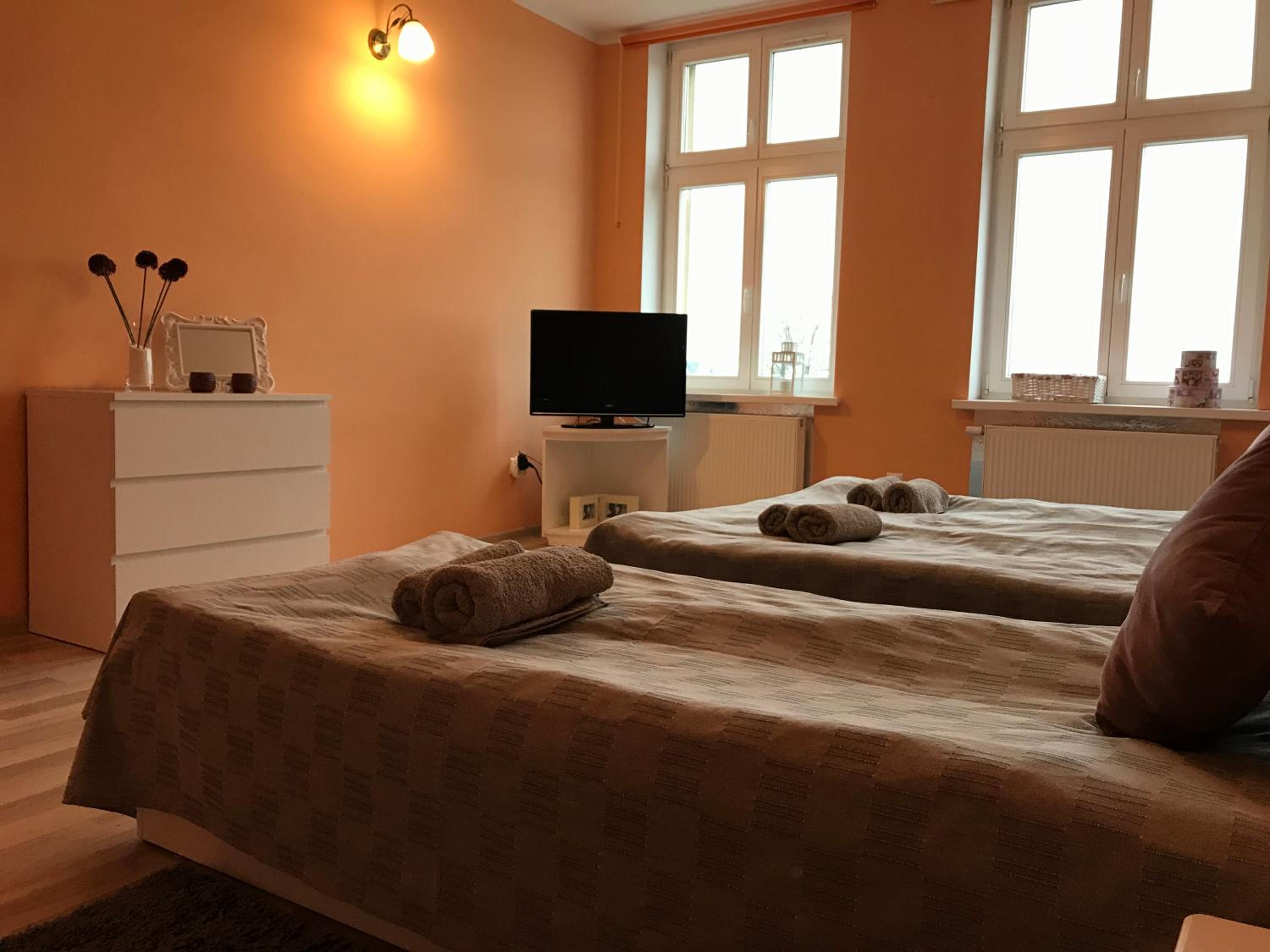 Two-Bedroom Apartment - Photo 19