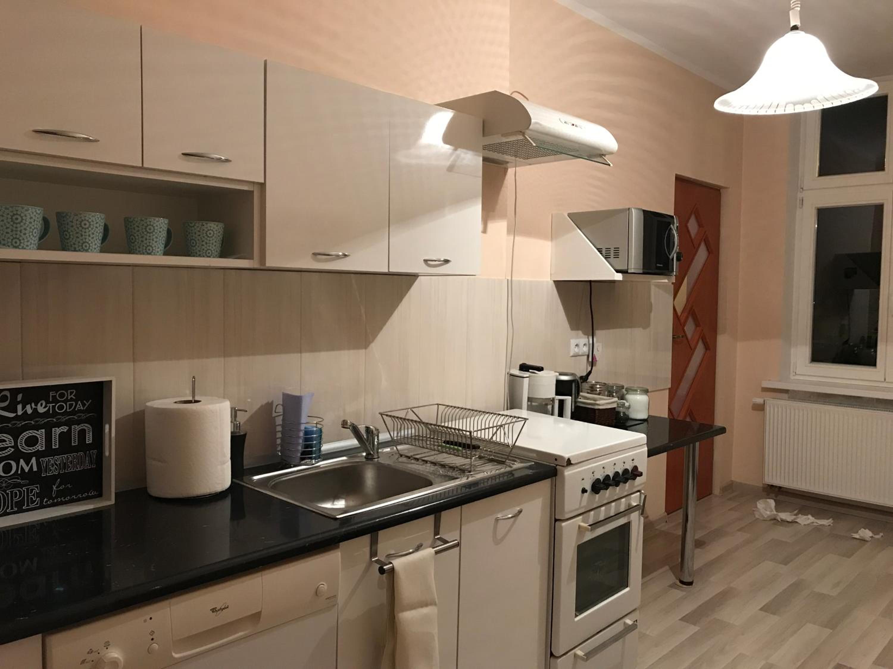 Two-Bedroom Apartment - Photo 5