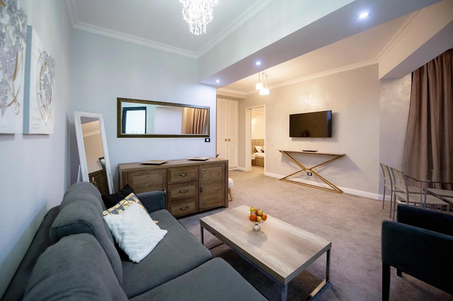 Deluxe Suite photo 2