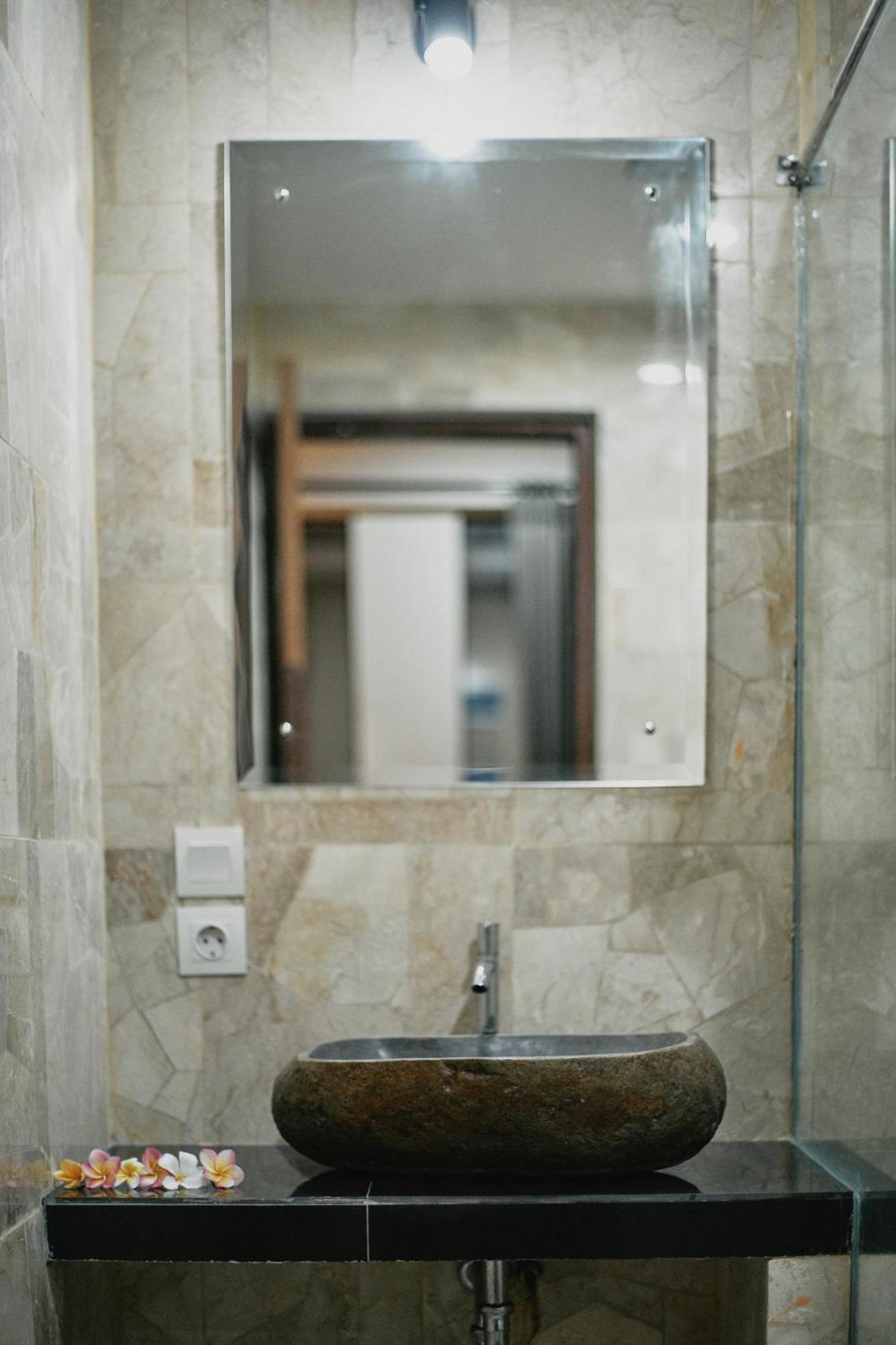 Garden Suite - Photo 17