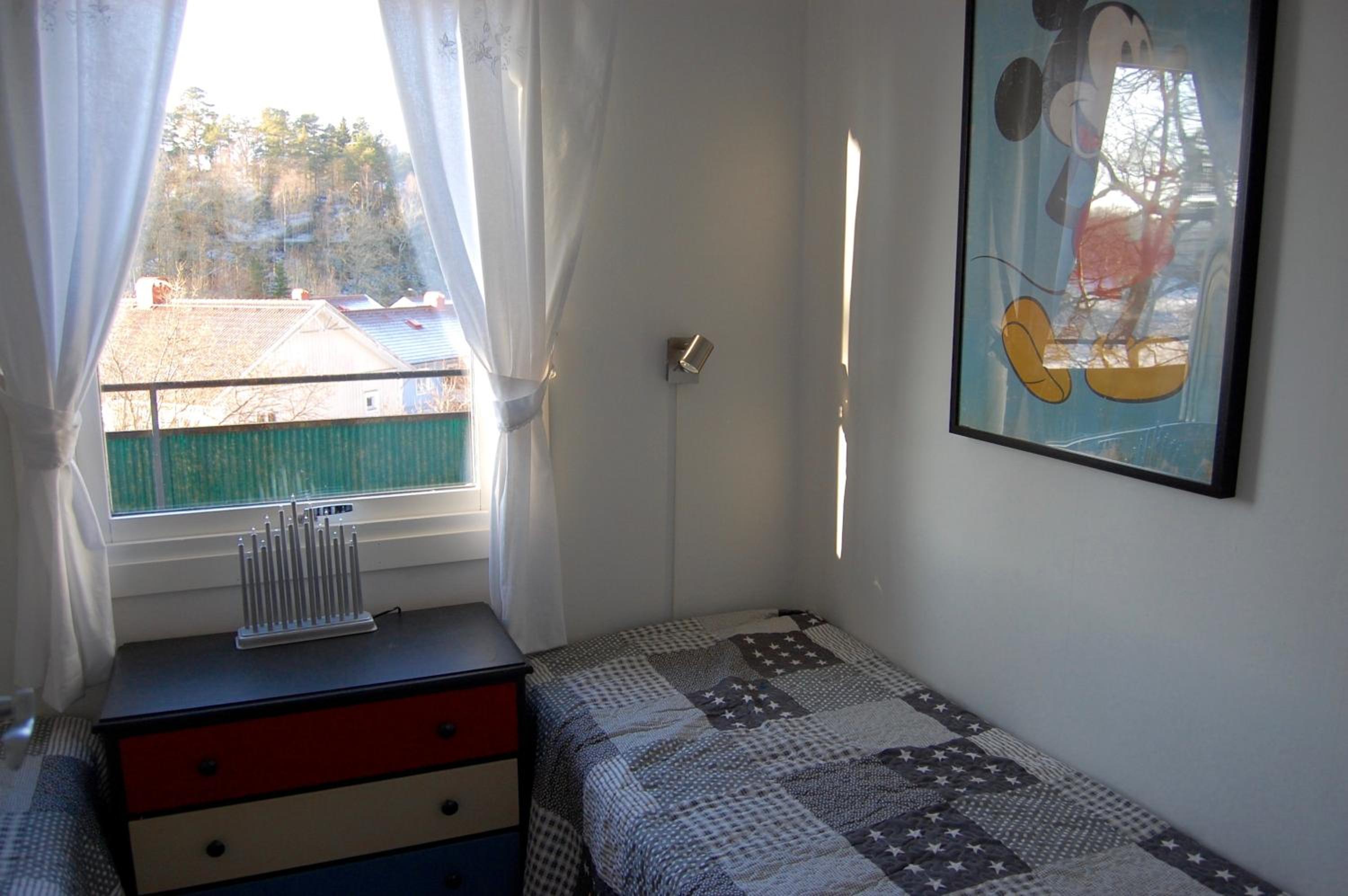 One-Bedroom House photo 1