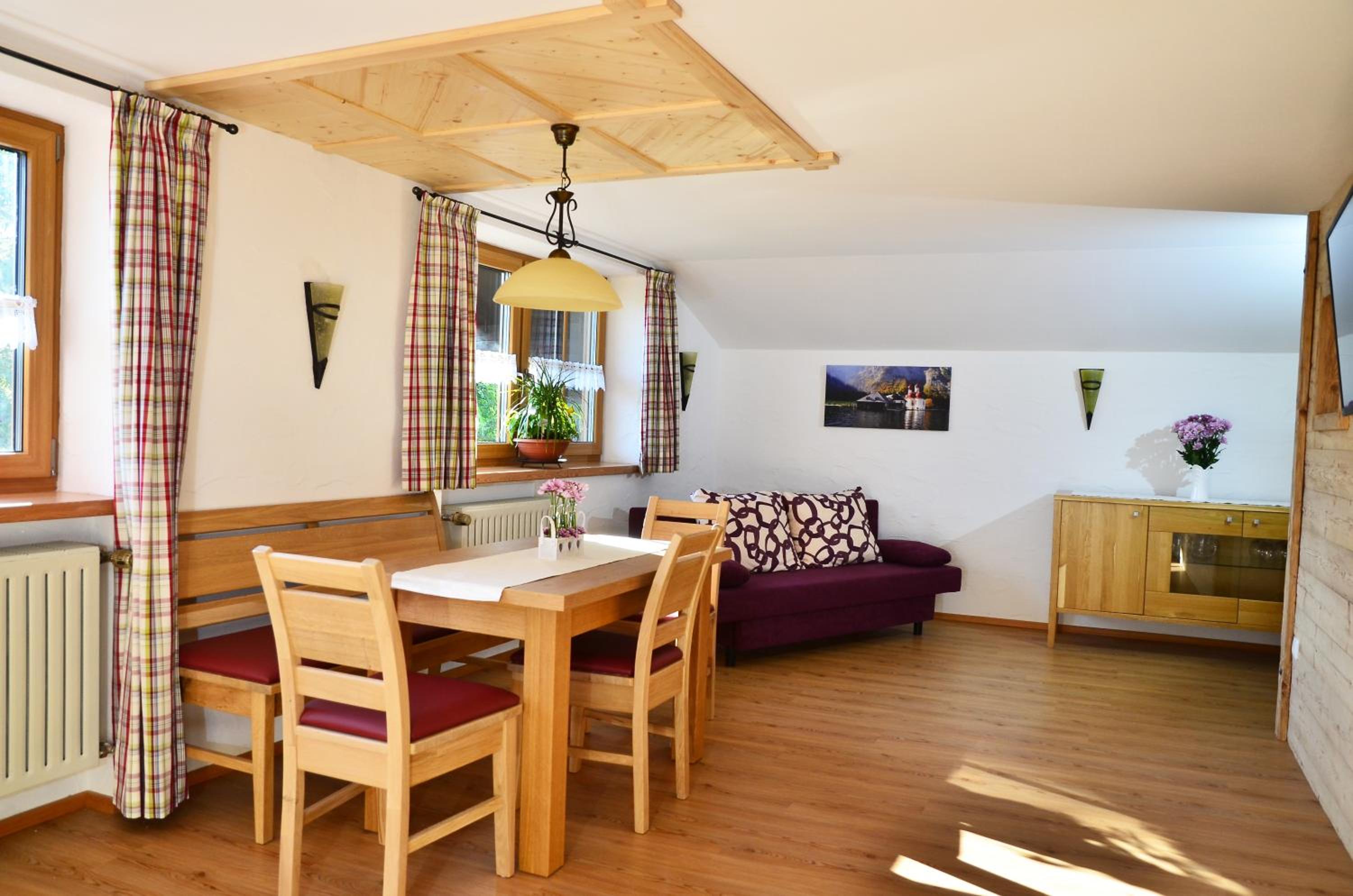 Two-Bedroom Apartment with Balcony photo 1