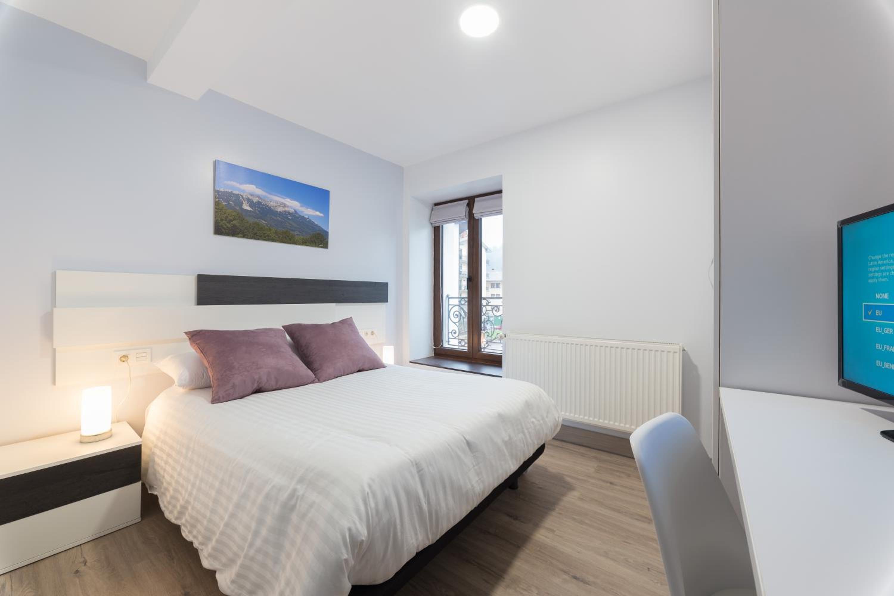 Budget Double Room photo 3