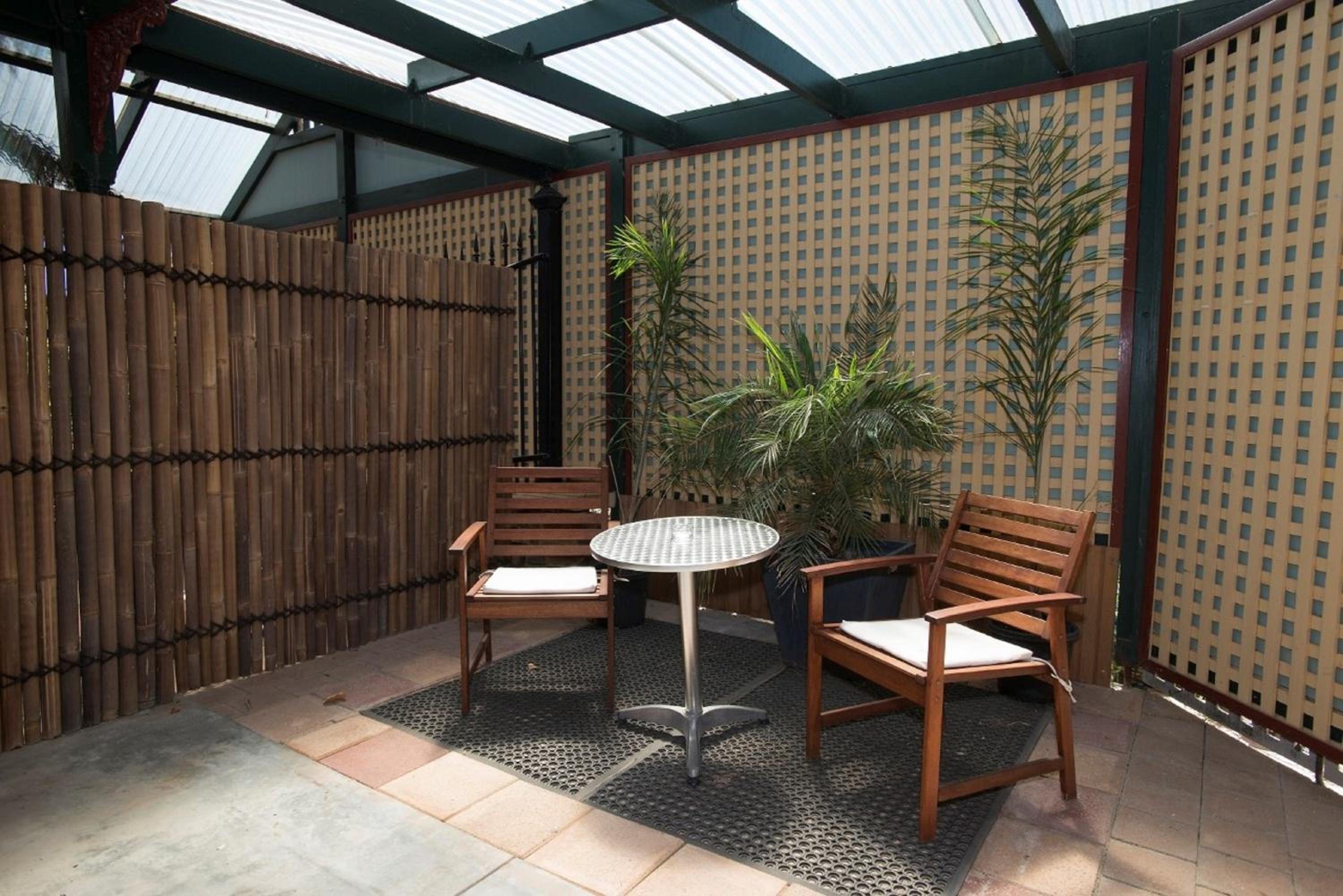 King Or Twin Suite - Emerald photo 3