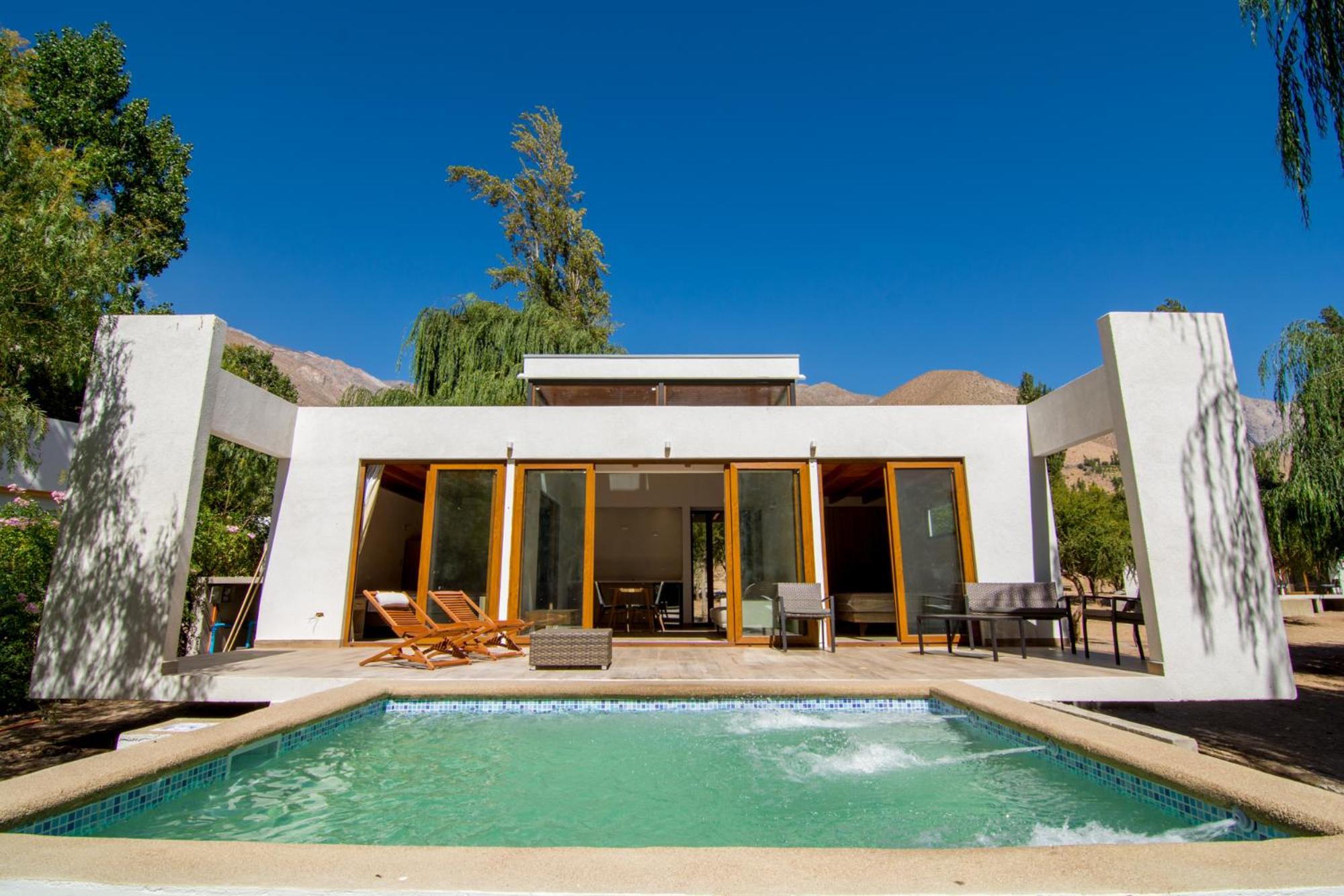 Villa with Private Pool photo 3