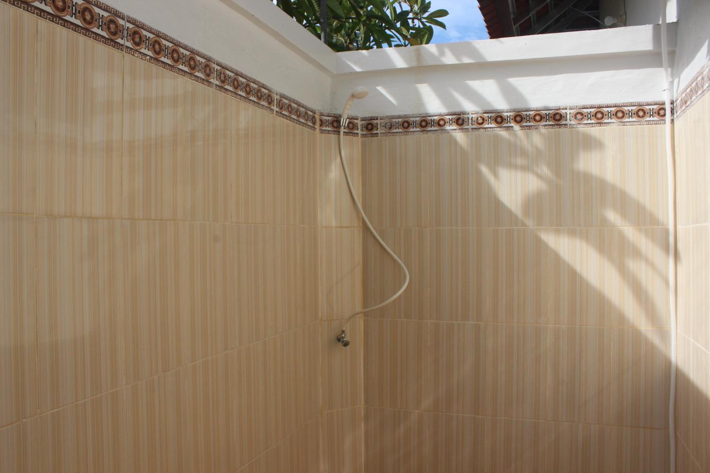 Double Room - Photo 10