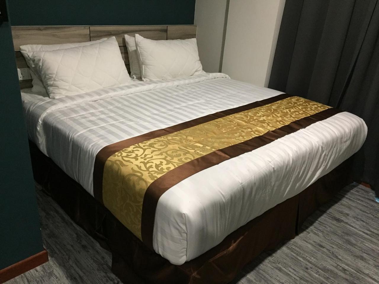 Deluxe Super King Room - Photo 3