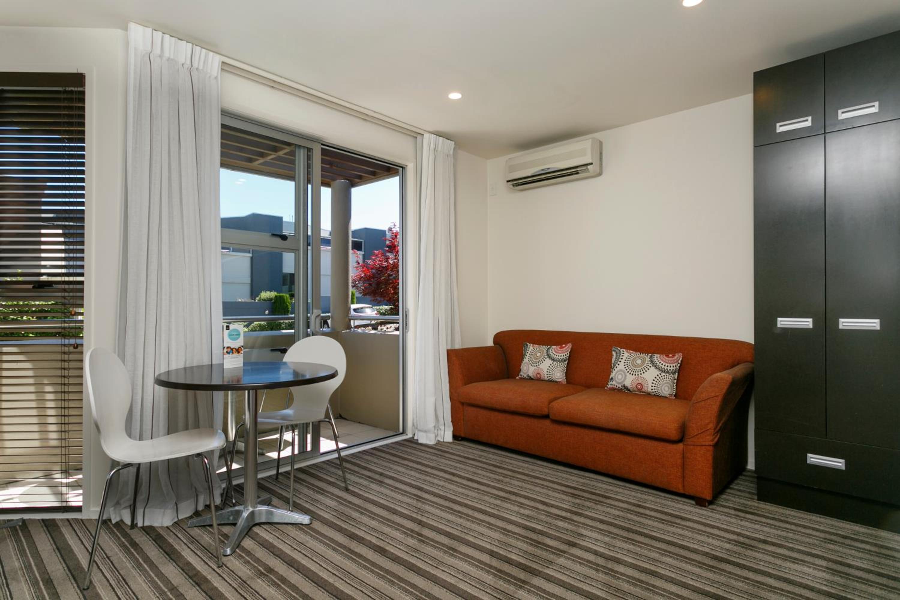 One-Bedroom Apartment with Garden View