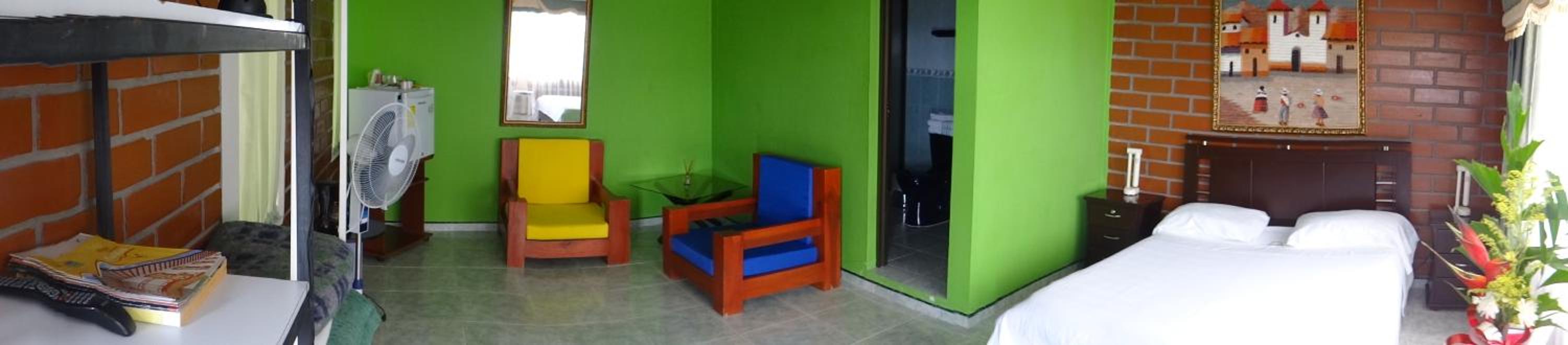 Deluxe Double Room with Bath photo 3