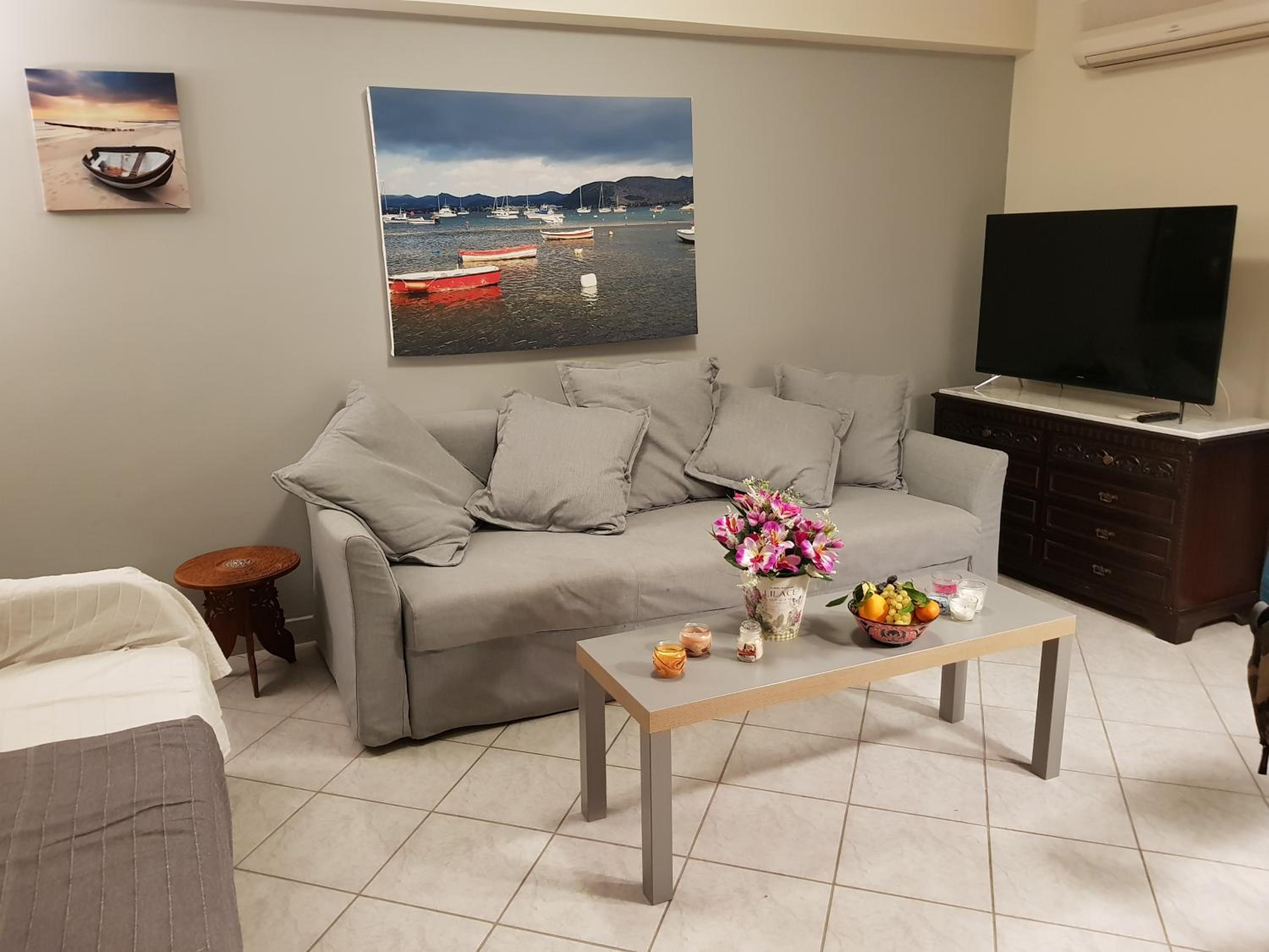 Apartment photo 1