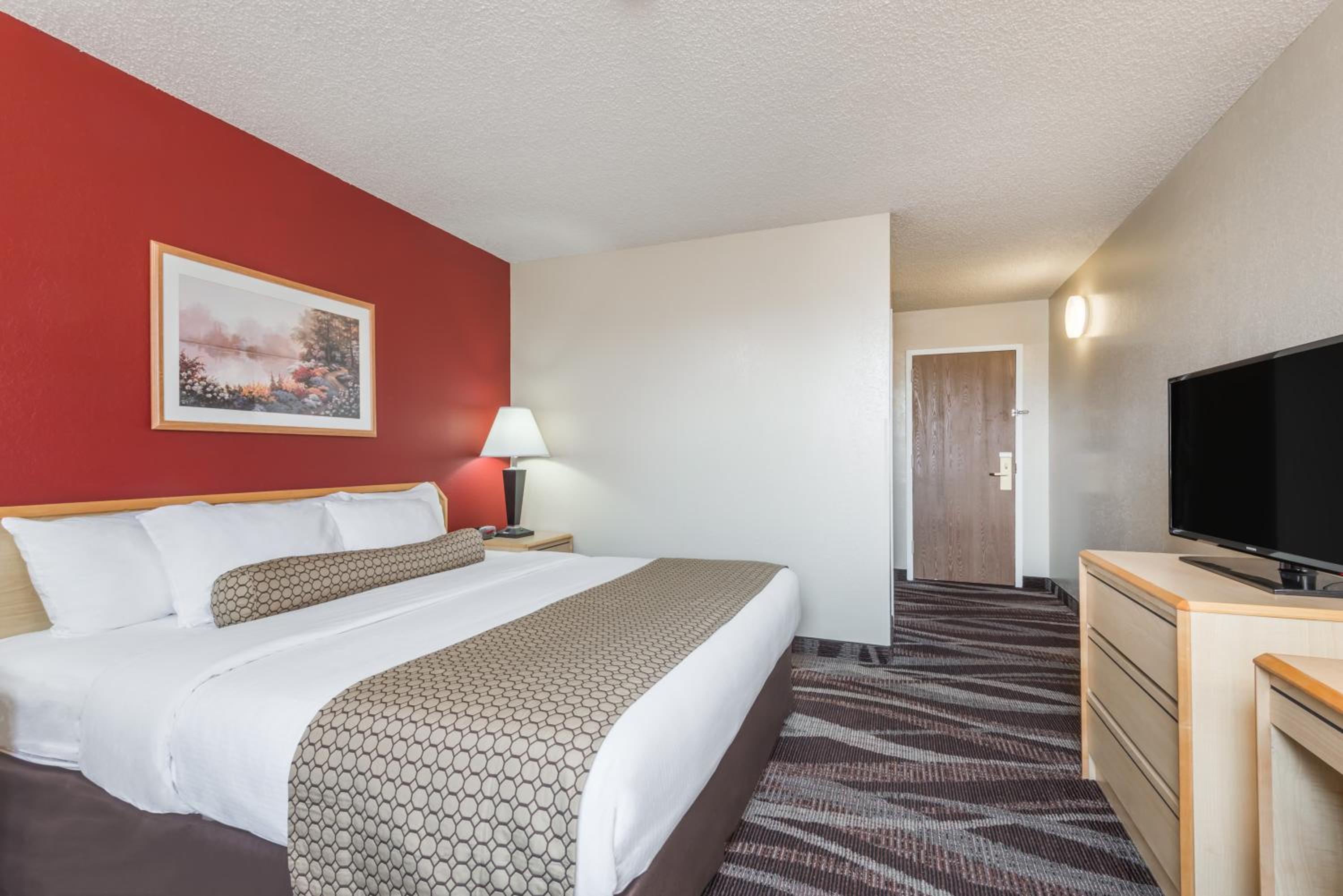 King Room- Non-Smoking - Photo 2