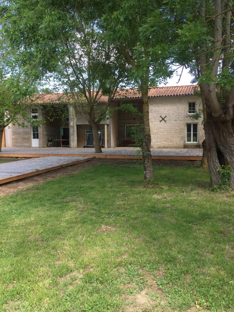 Three-Bedroom House photo 2
