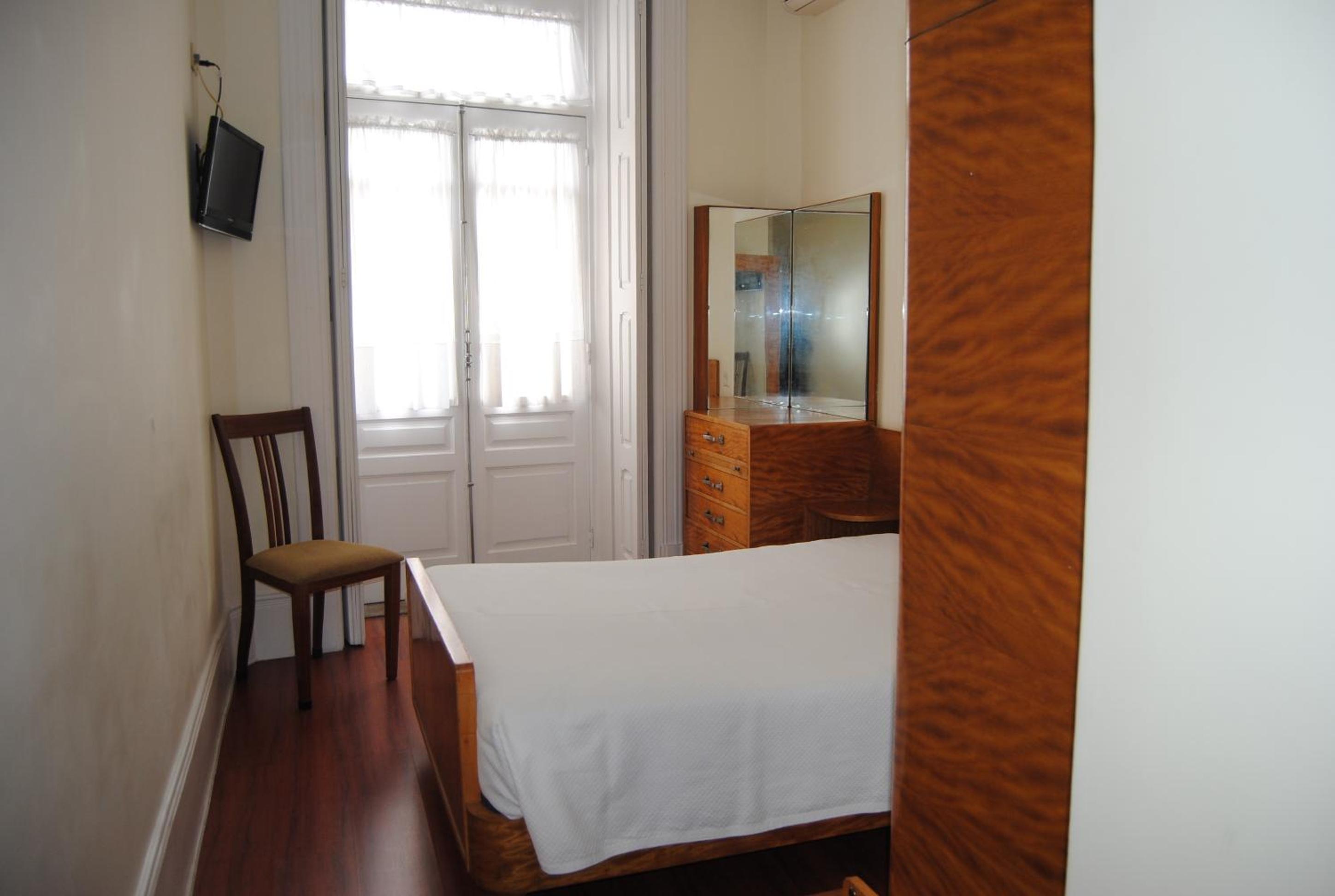 Super Deluxe Double Room - Photo 21