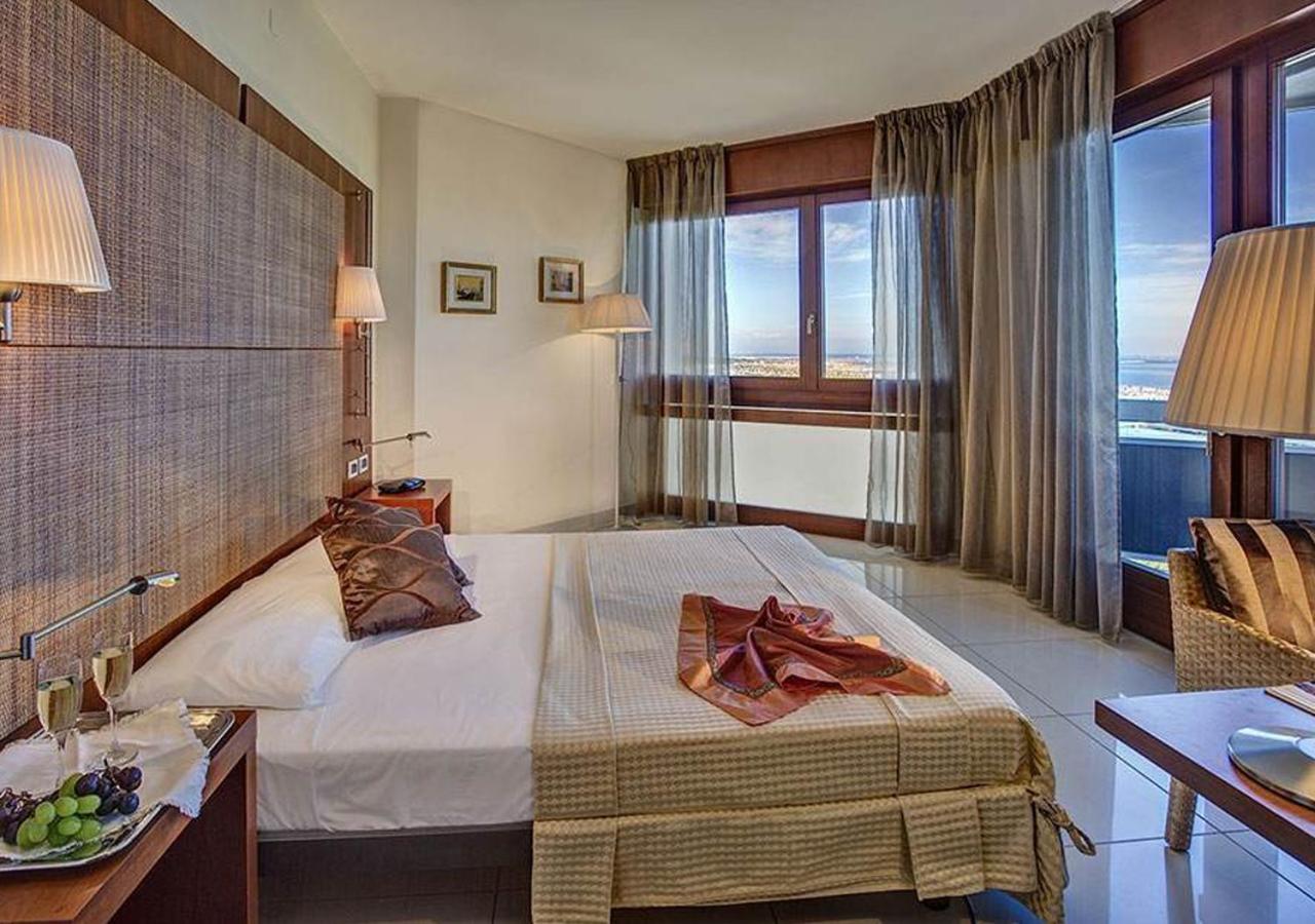 Superior Double or Twin Room with Terrace photo 1