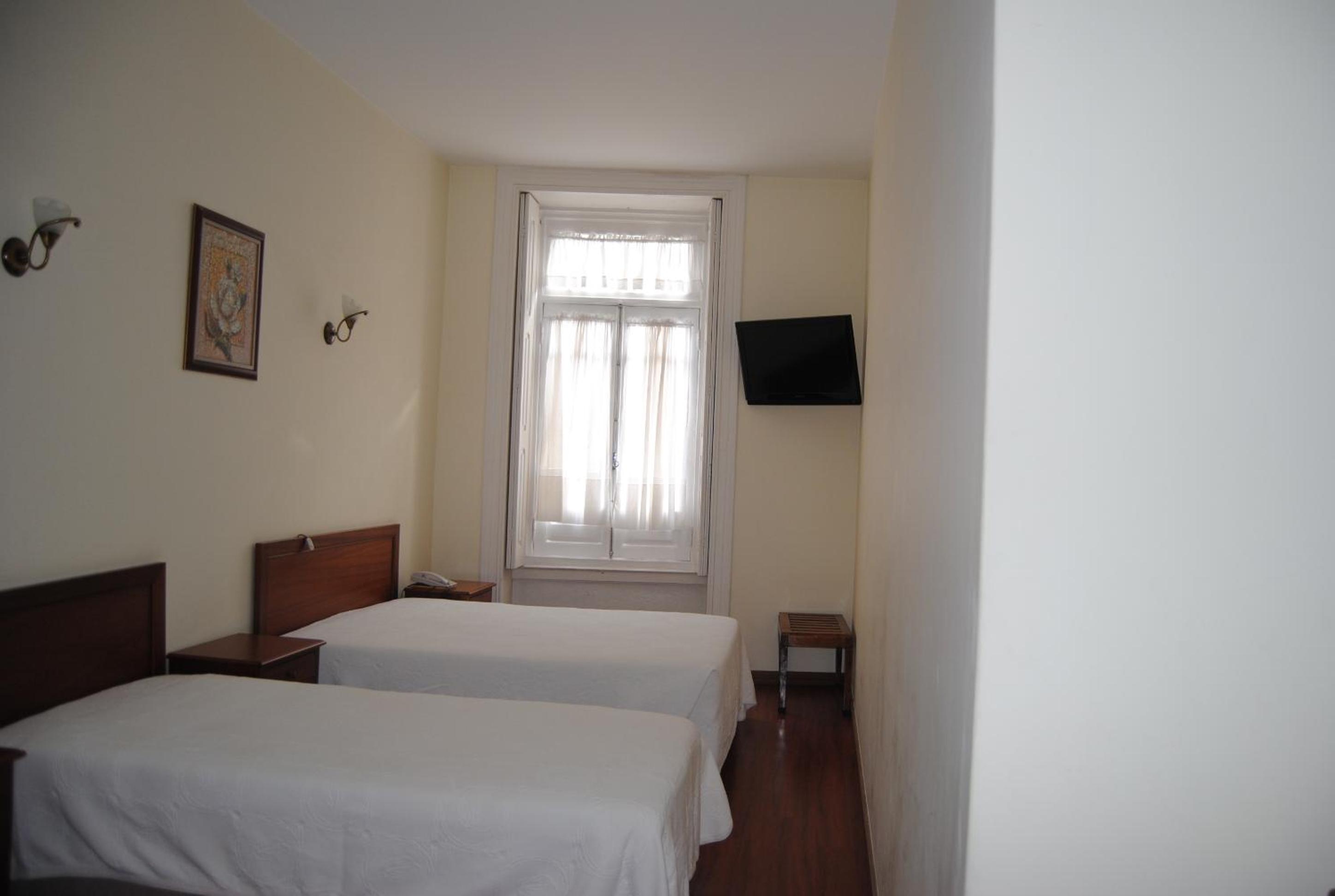 Super Deluxe Double Room - Photo 12