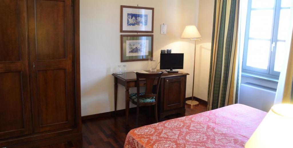 Standard Double Room - Photo 2