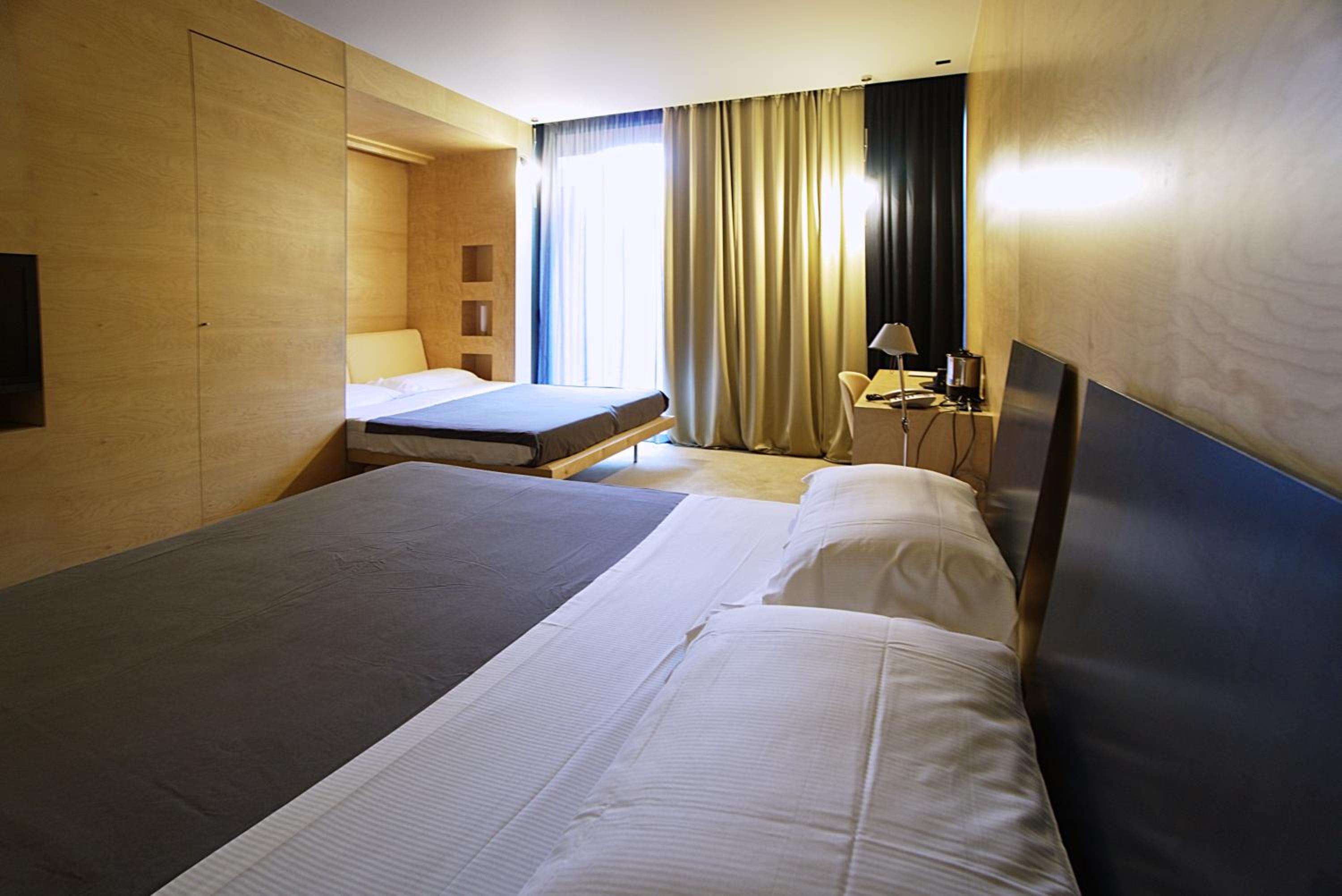 Superior Quadruple Room - Annex - Photo 4