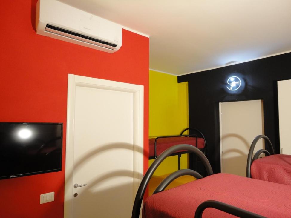 Bunk Bed in Male Dormitory Room  photo 1