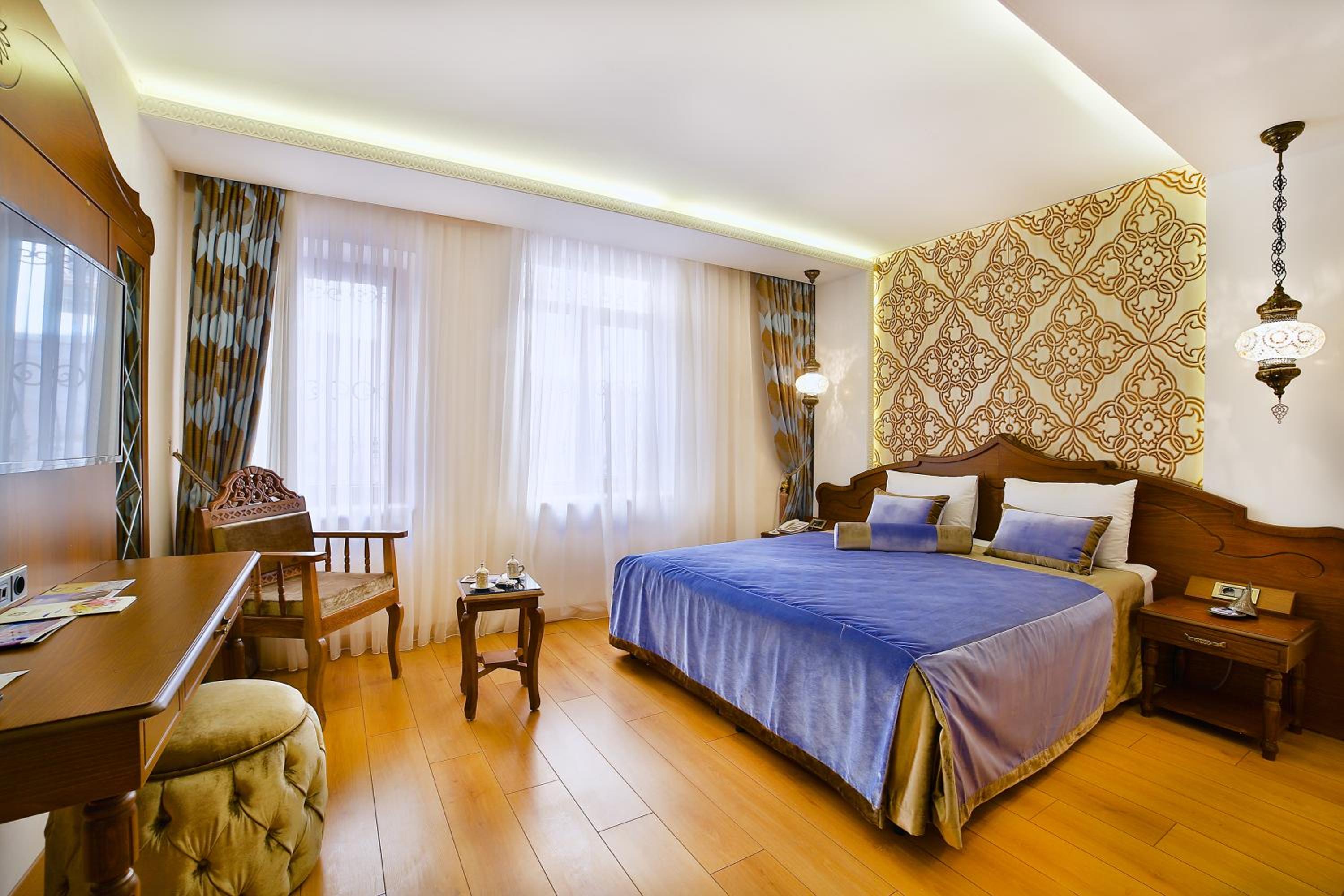Deluxe Double Room photo 3